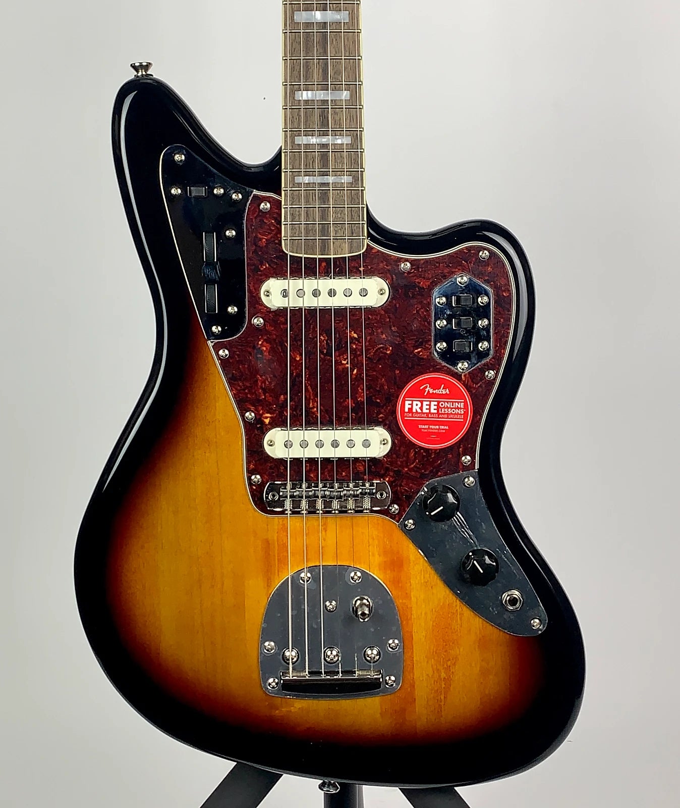 Squier Classic Vibe 70s Jaguar3 Tone Sunburst