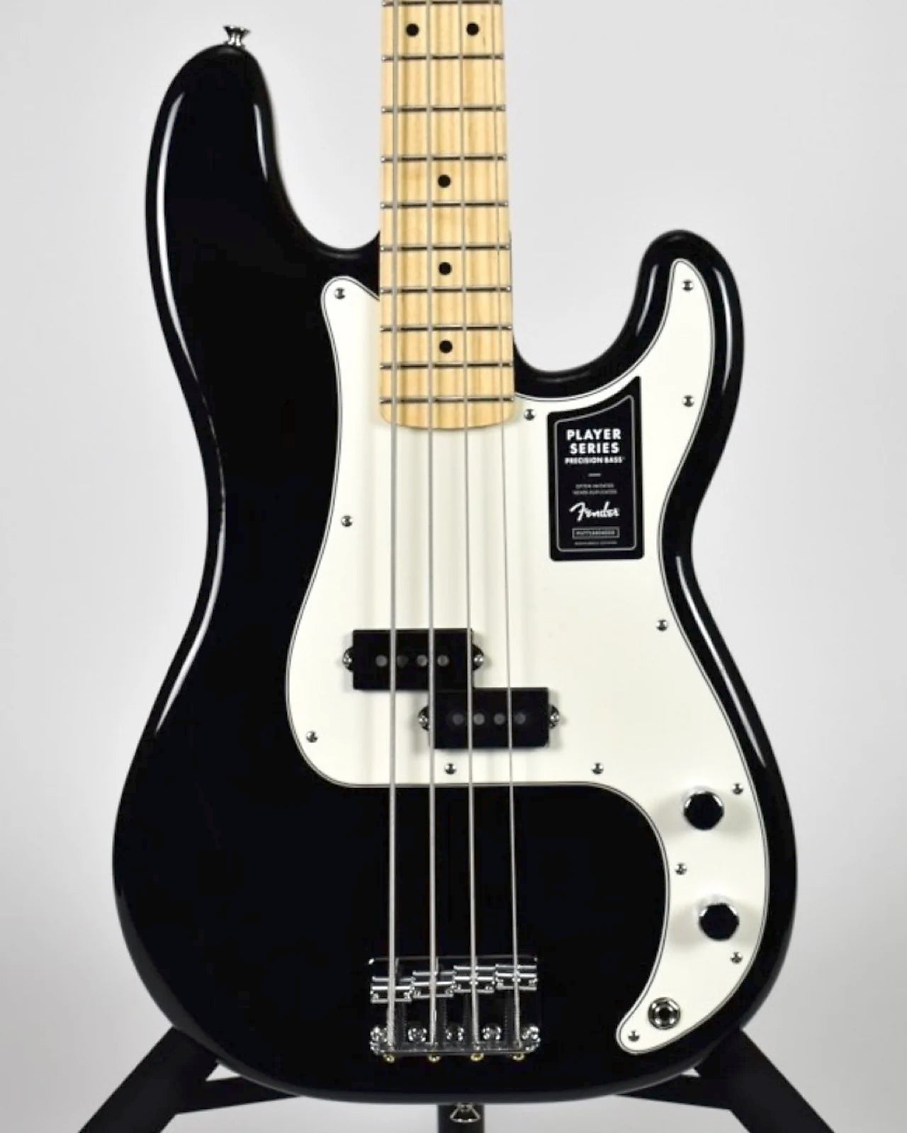 USED Fender Player Precision Bass Maple Fingerboard - Black