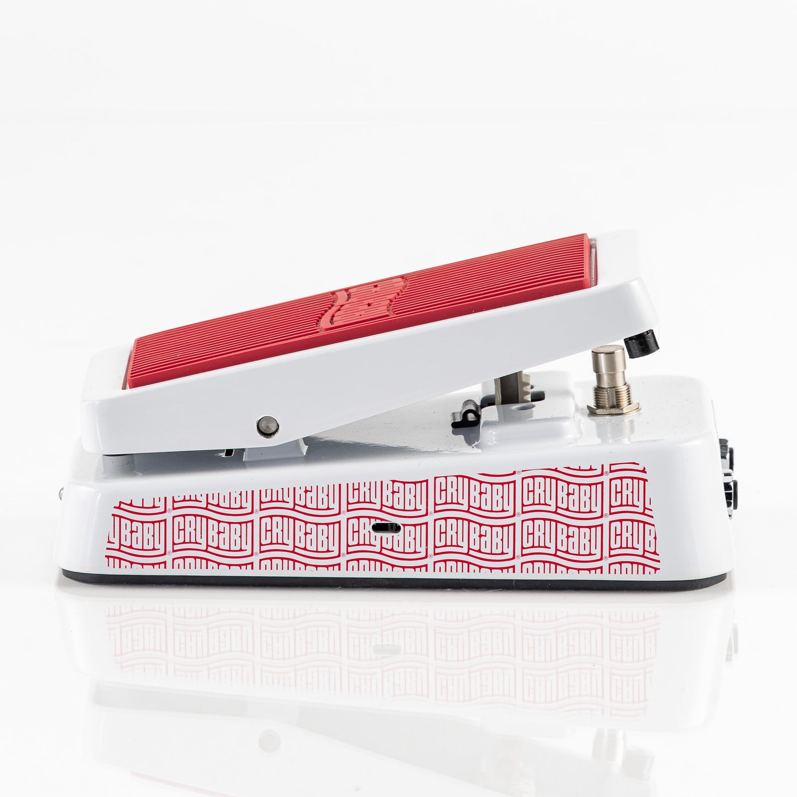 USED Dunlop CBJ95SW Cry Baby Junior Wah Guitar Pedal - Special Edition White