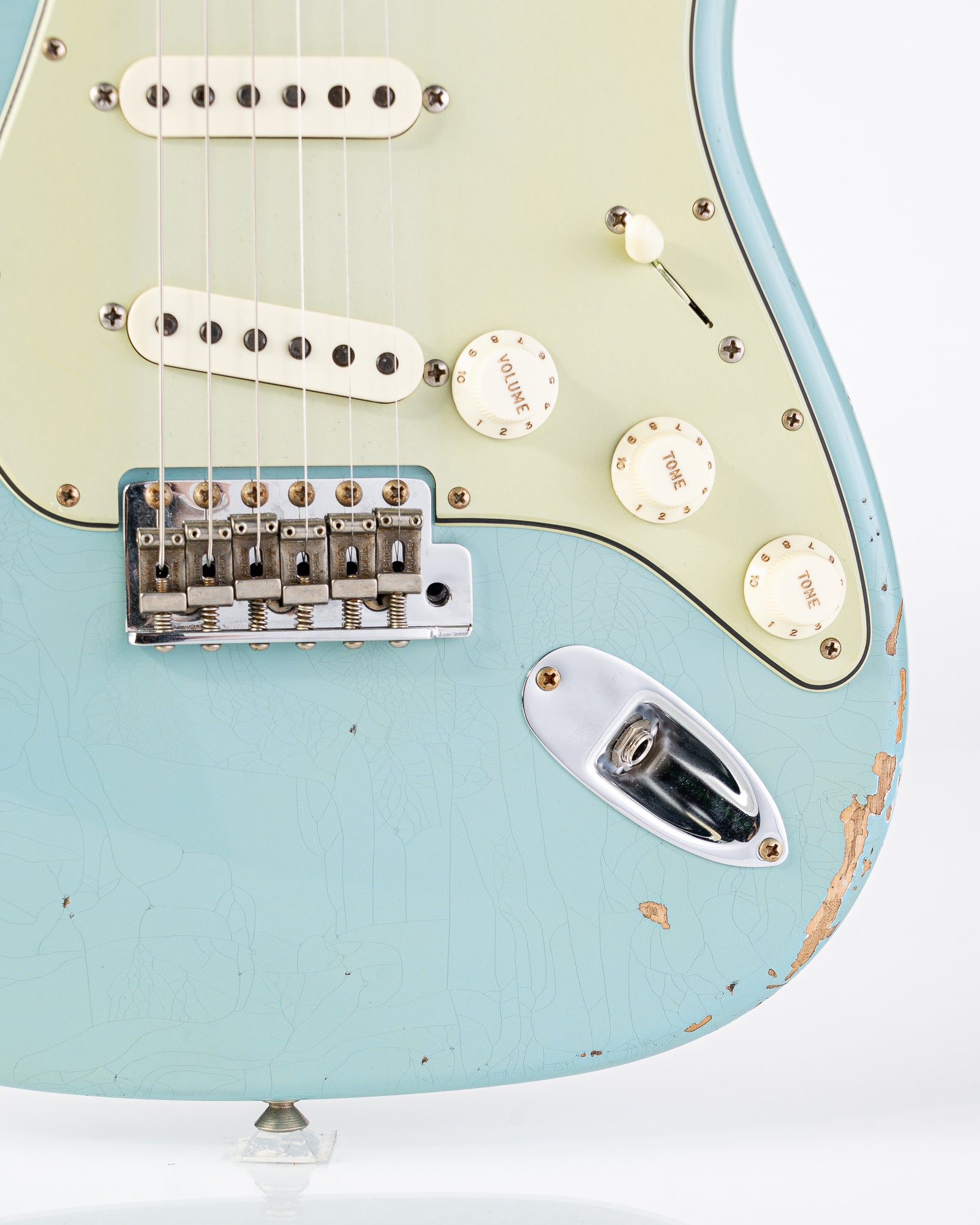Fender Custom Shop 1963 Stratocaster Electric Guitar - Heavy Relic Faded Aged Sonic Blue