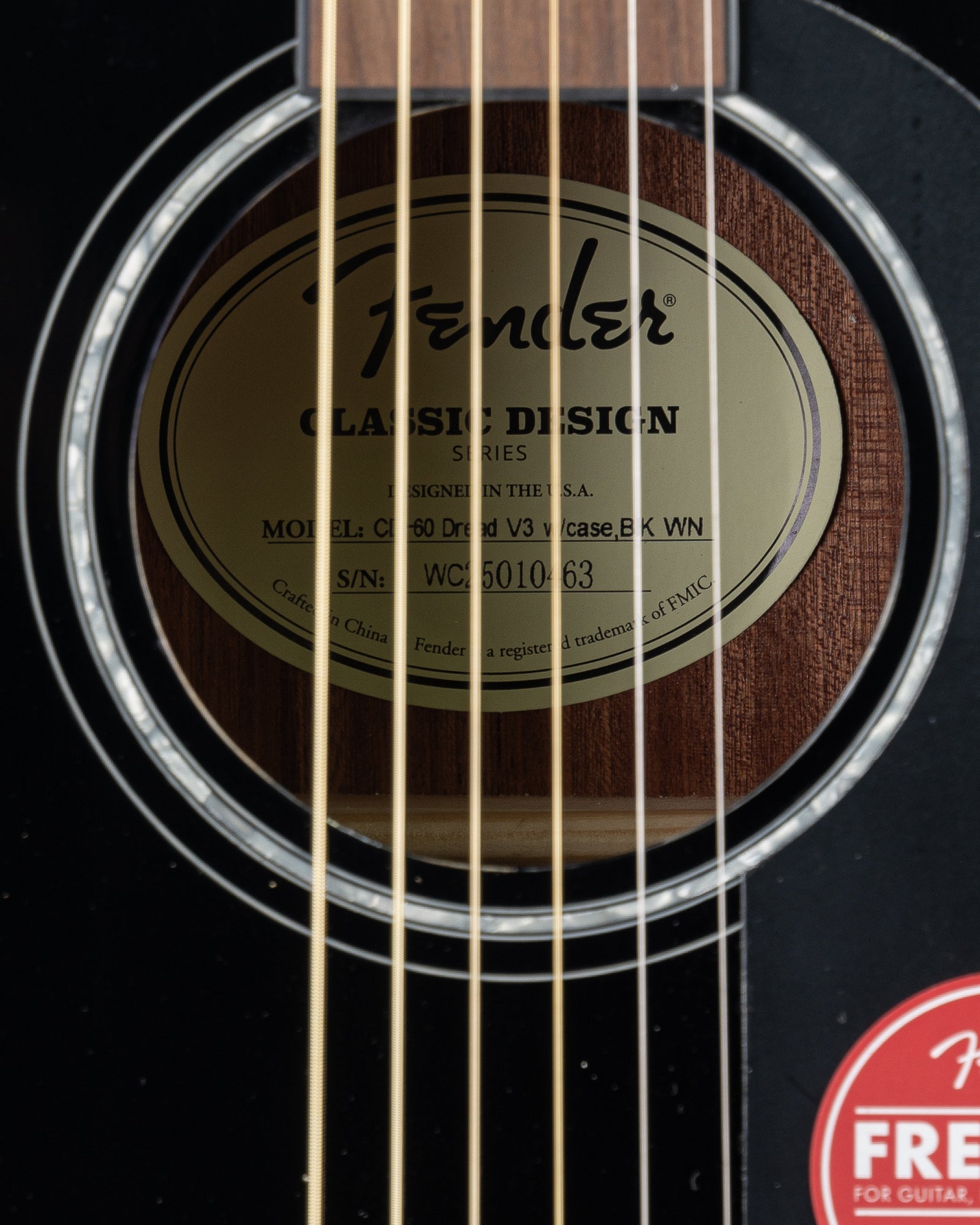 Fender CD-60 V3 Acoustic Guitar - Black Gloss with Hardshell Case