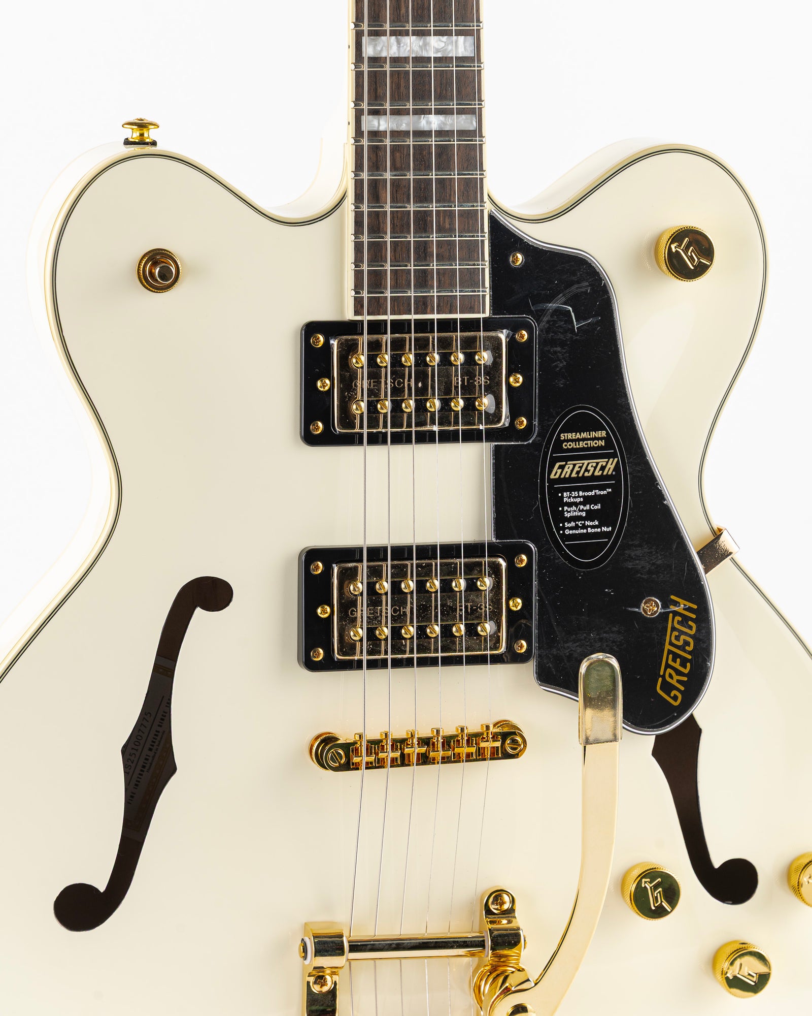 Gretsch G2622TG Streamliner Center Block Double-Cut with Bigsby Electric Guitar - Vintage White