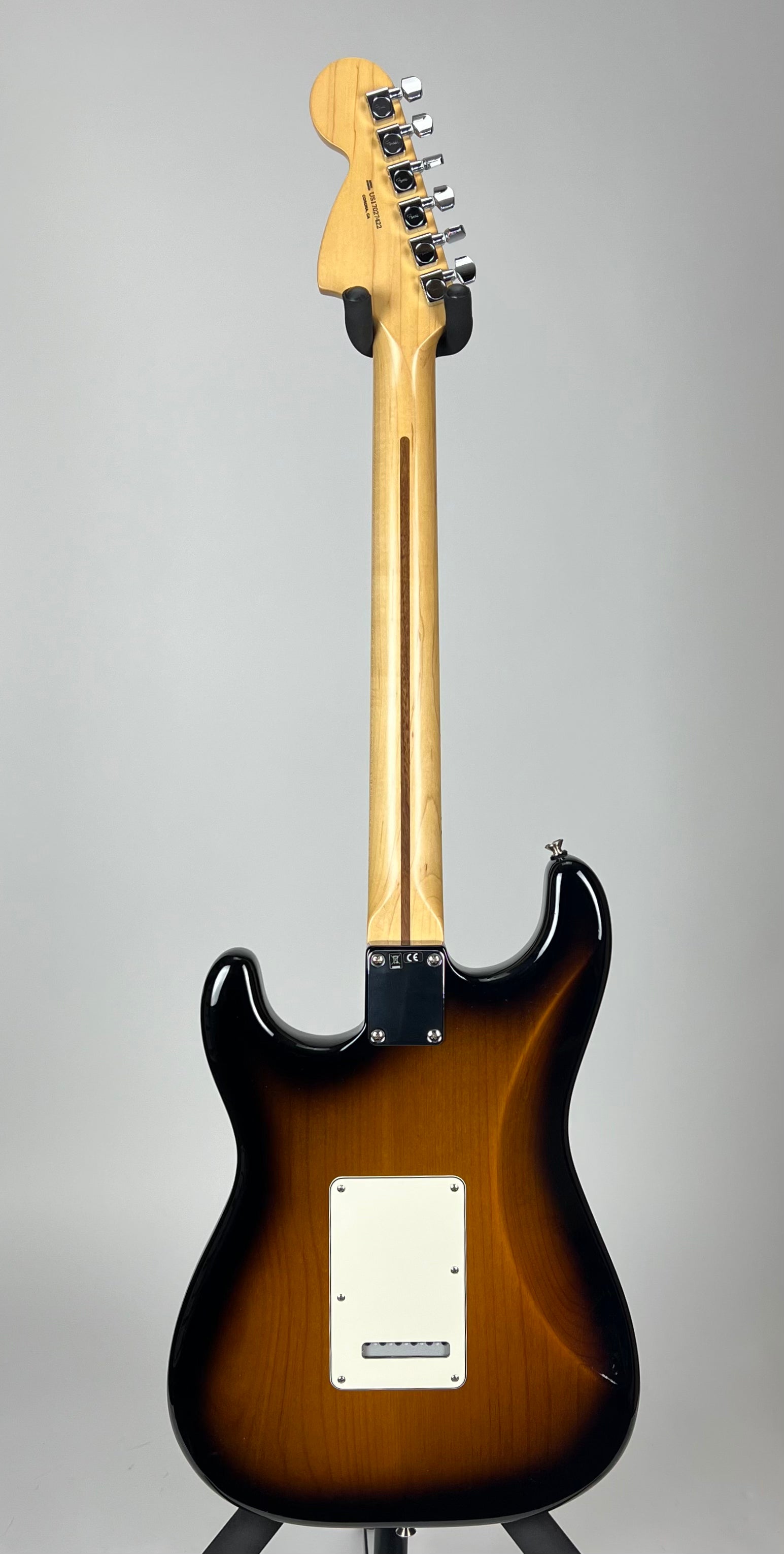 USED 2017 Fender American Special Stratocaster 2-Color Sunburst Maple Neck