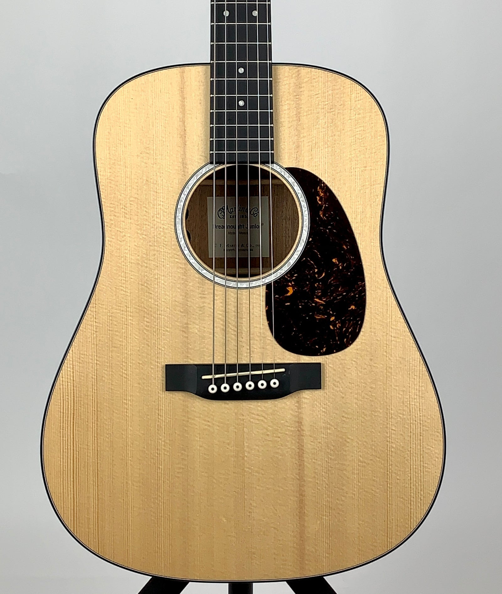 Martin DJR-10E Junior Series Sitka Spruce/Sapele Natural