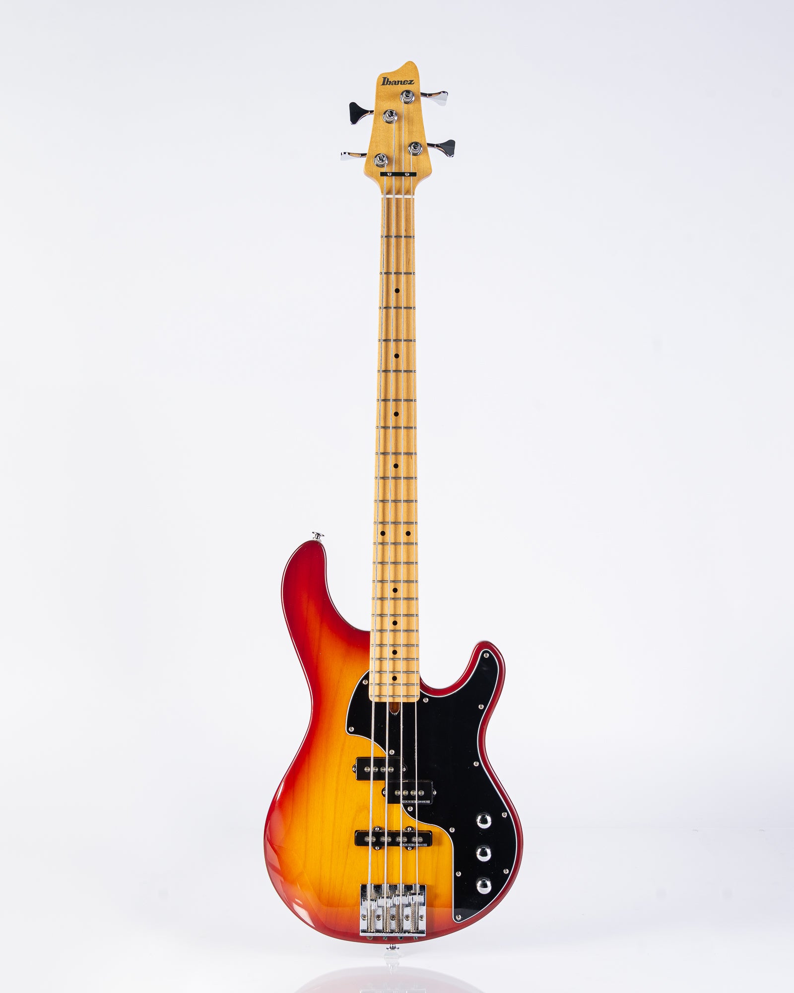 USED Ibanez RKB-900 4-String Sunburst Bass W/HSC