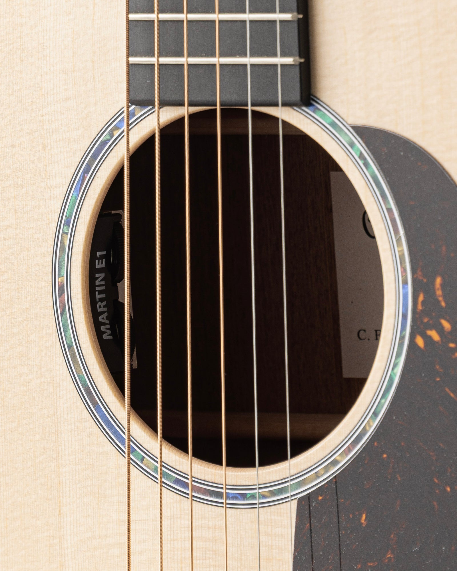 Martin 000C Jr E Cutaway Junior Series Acoustic Electric Guitar - Natural