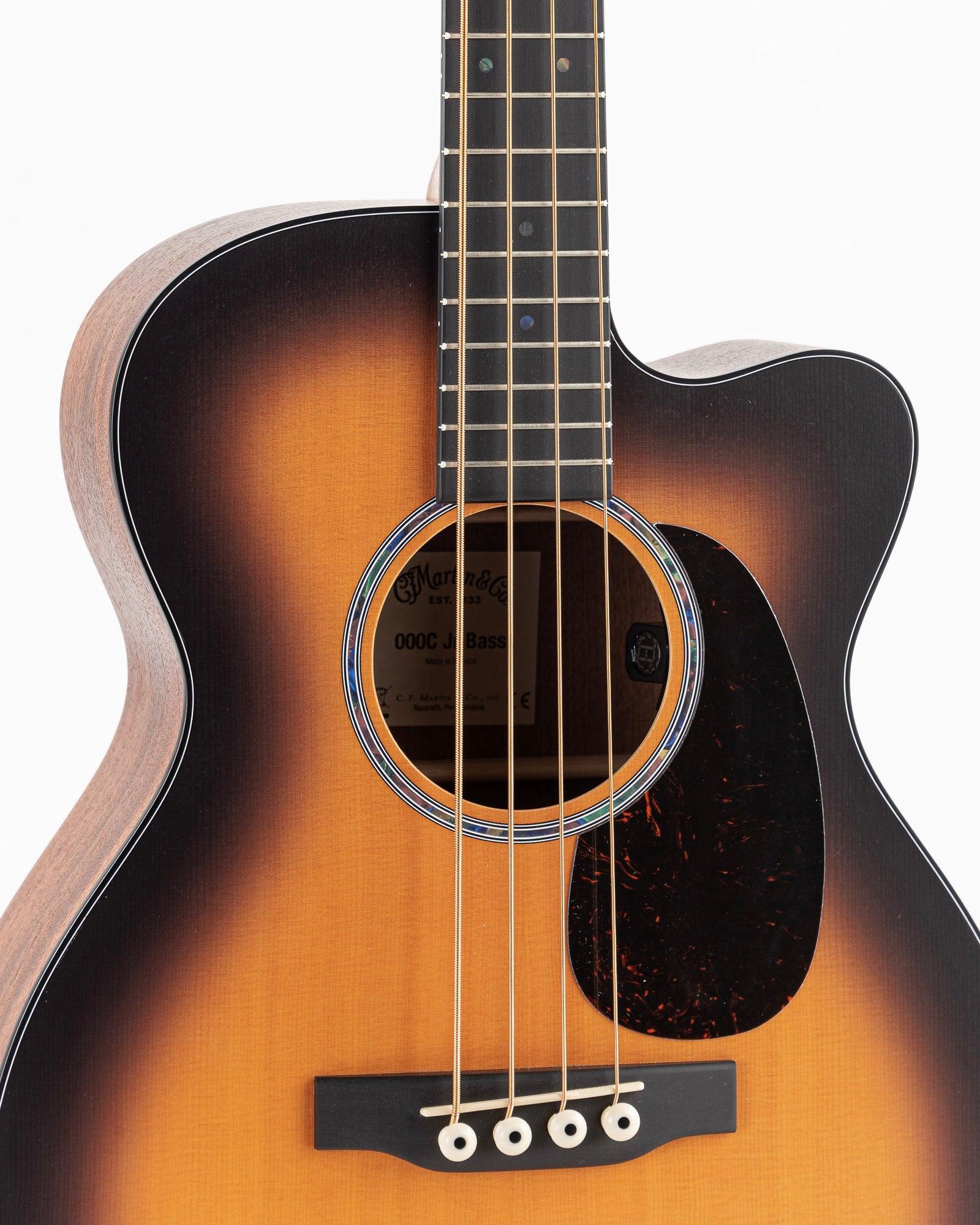Martin 000C Jr E Junior Series Cutaway Acoustic Electric Bass Guitar - Sunburst