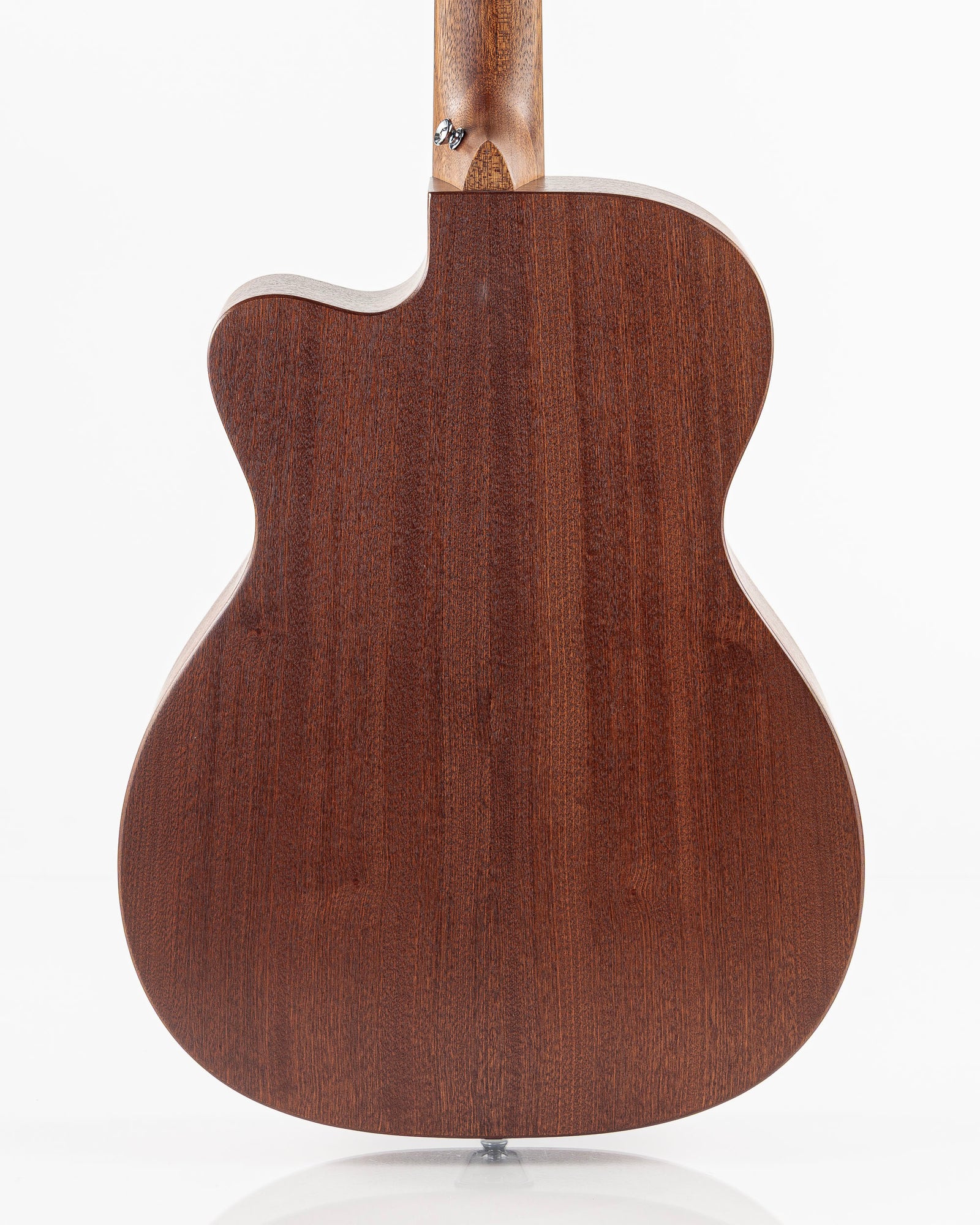 Martin 000C Jr E Junior Series Cutaway Acoustic Electric Bass Guitar - Sunburst