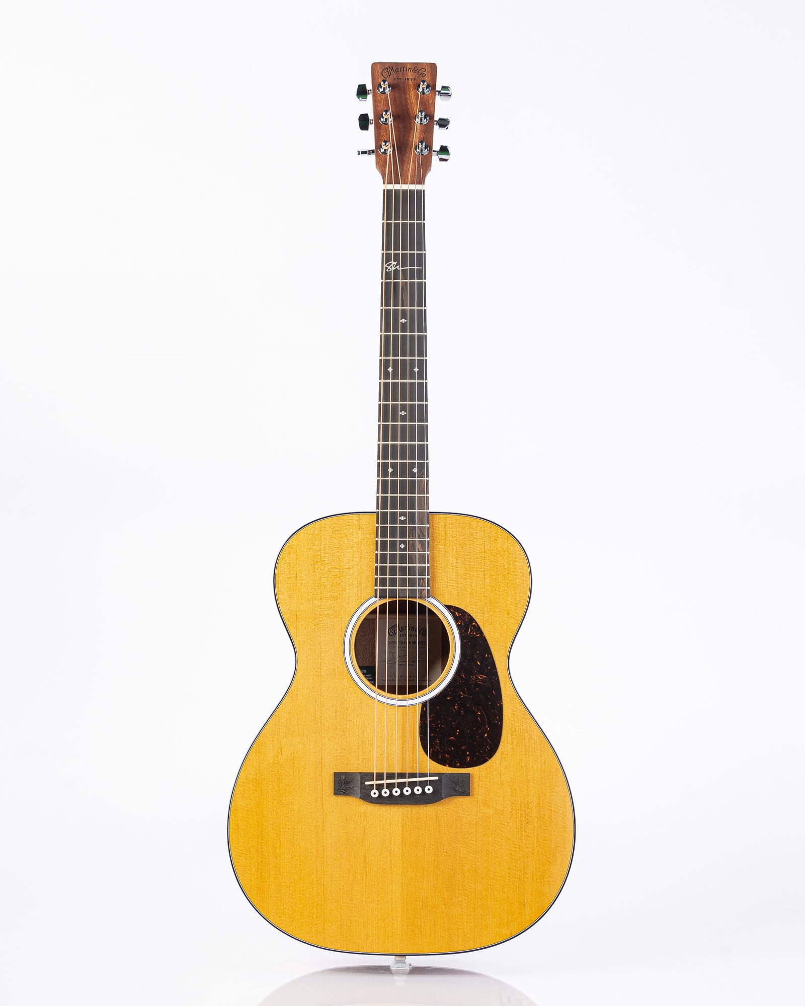 Martin Shawn Mendes Signature 000JR-10E