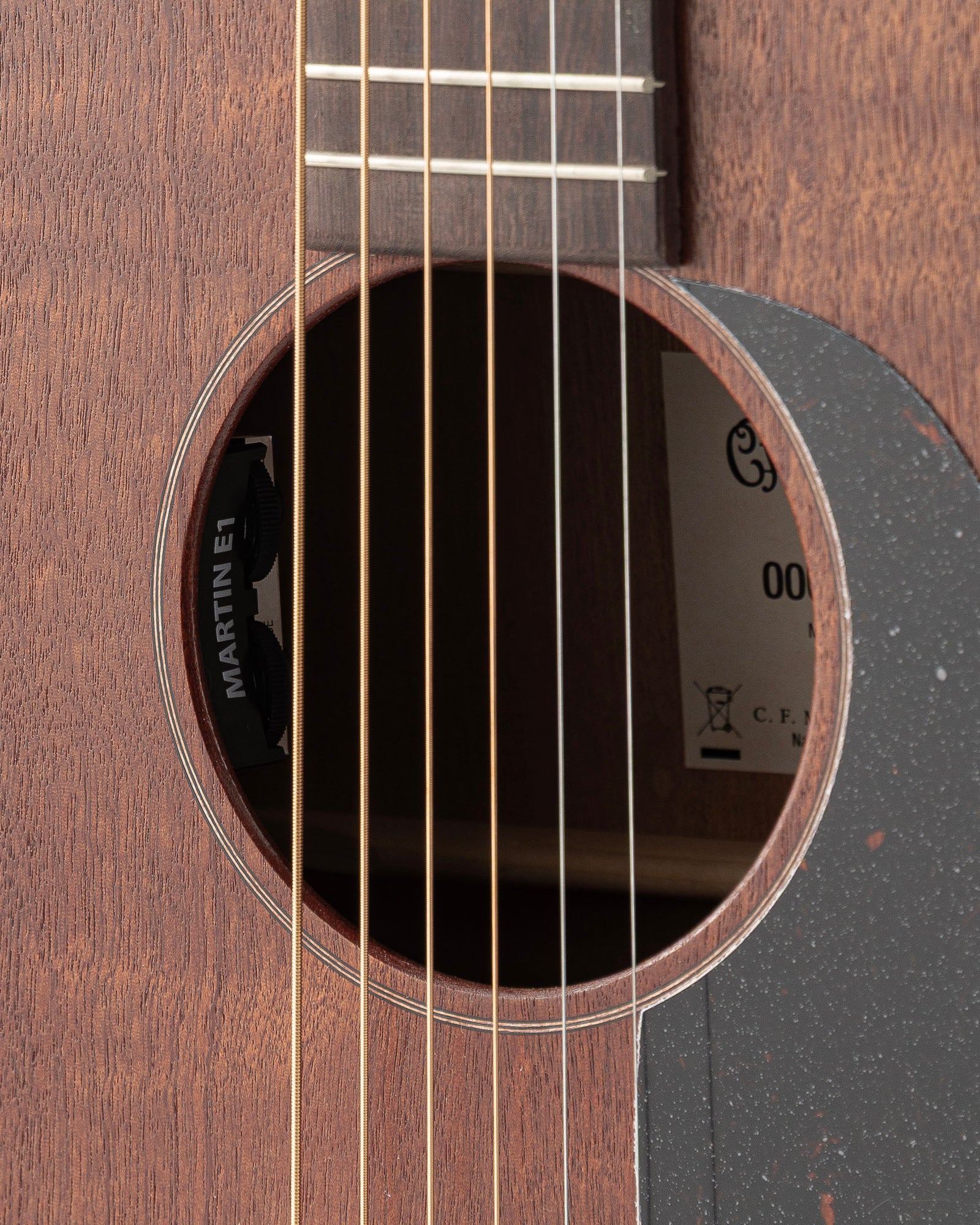 Martin 000 Jr E Sapele Junior Series Acoustic Electric Guitar - Natural