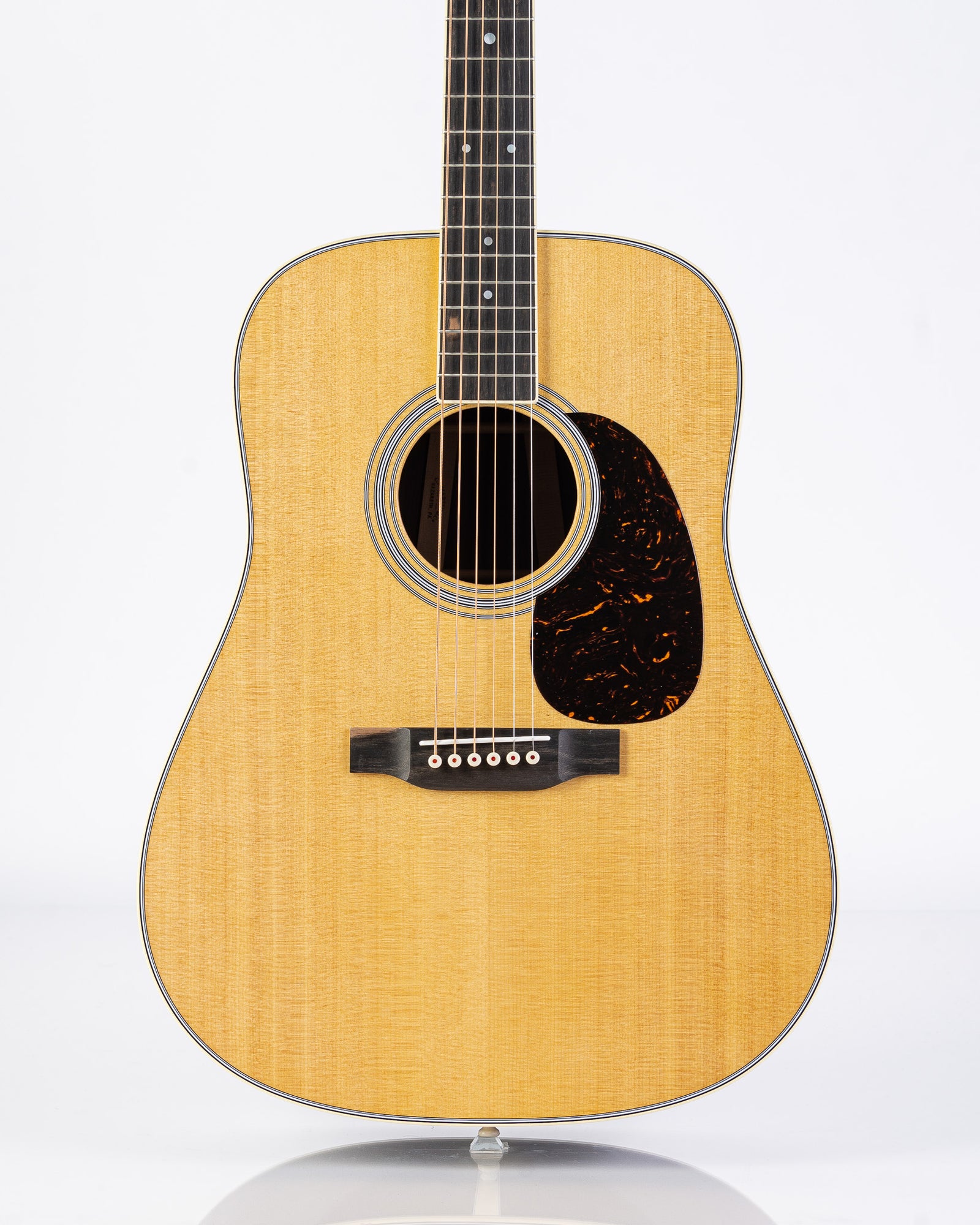 Martin Standard Series D-35 Acoustic Guitar - Natural