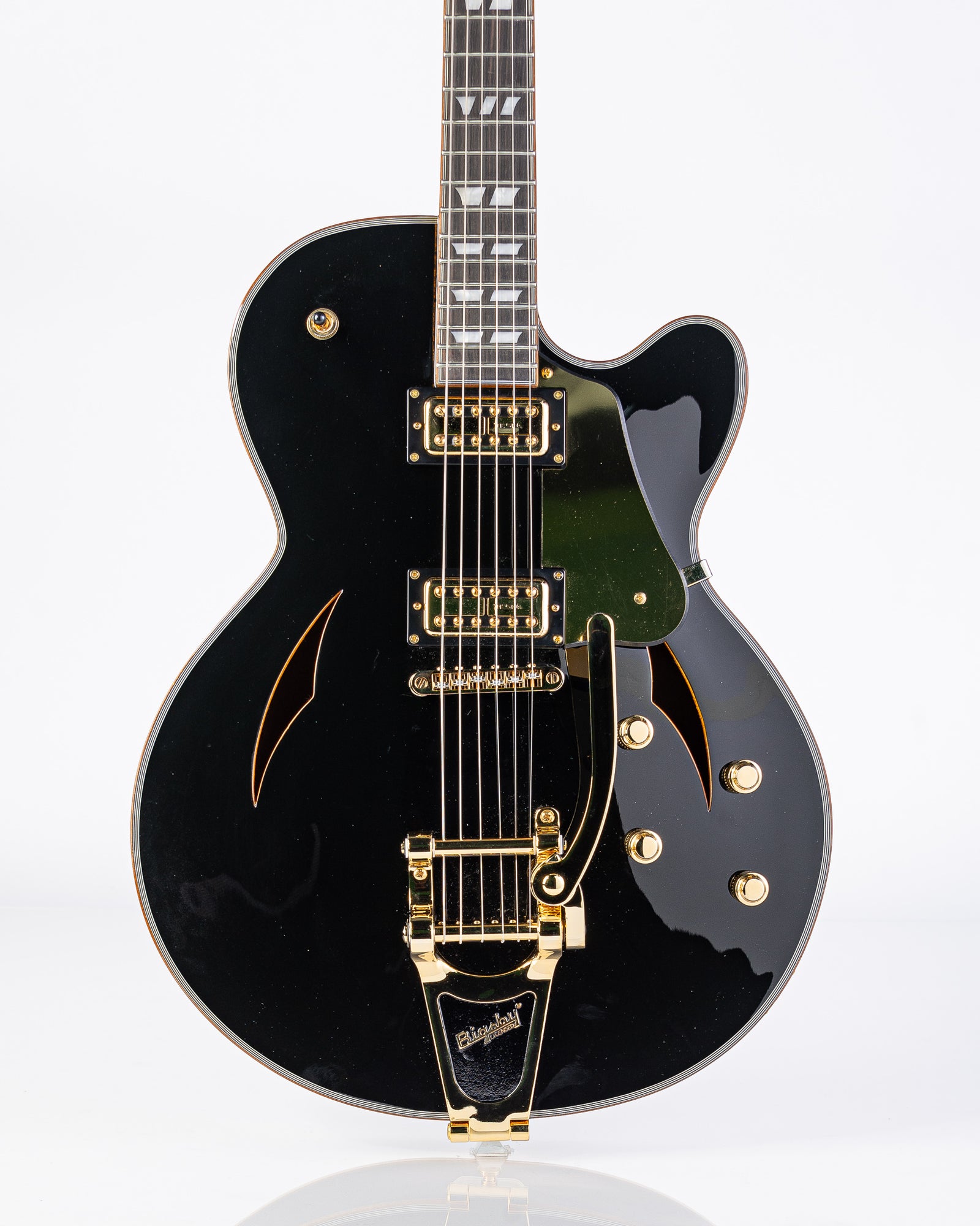 USED Schecter Coupe Gloss Black W/Case