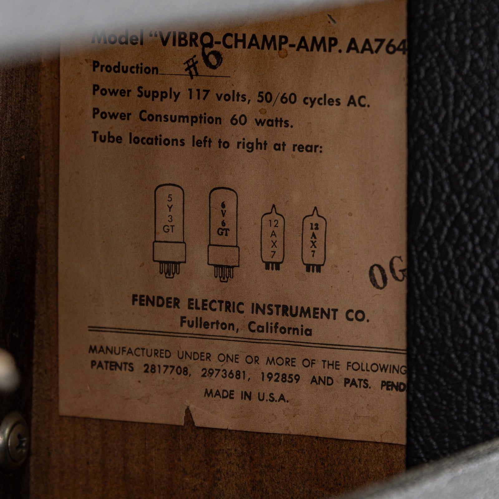 USED 1965 Fender Vibro-Champ Black Face 6 Watt Tube Guitar Amplifier