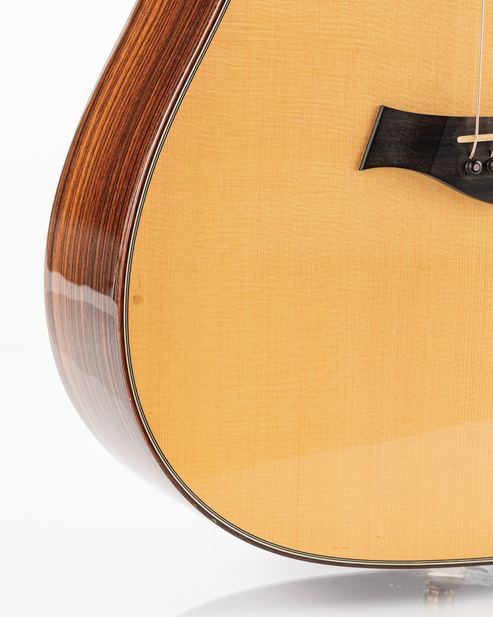 USED 2001 Taylor 710ce Dreadnought Acoustic Electric Guitar - Natural