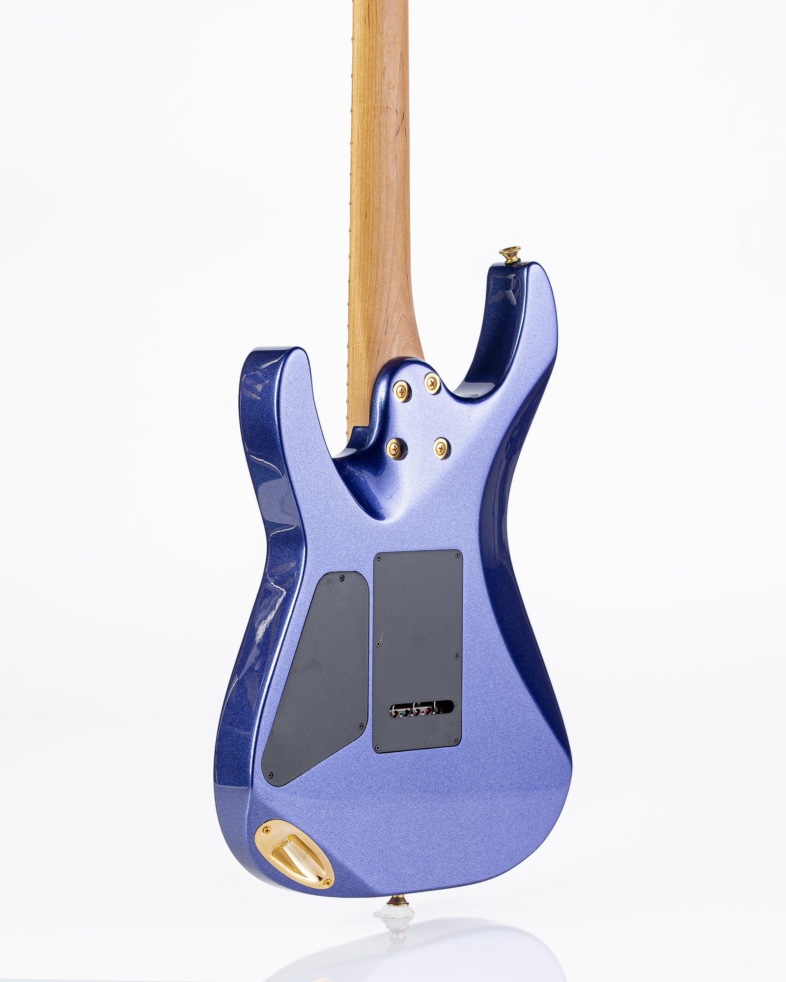 USED Charvel Pro-Mod DK24 HSH 2PT Caramelized Maple - Mystic Blue