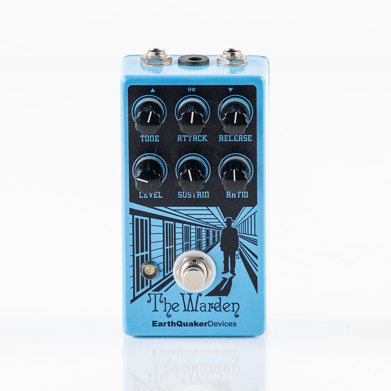USED Earthquaker Devices The Warden V1 Optical Compressor Guitar Pedal