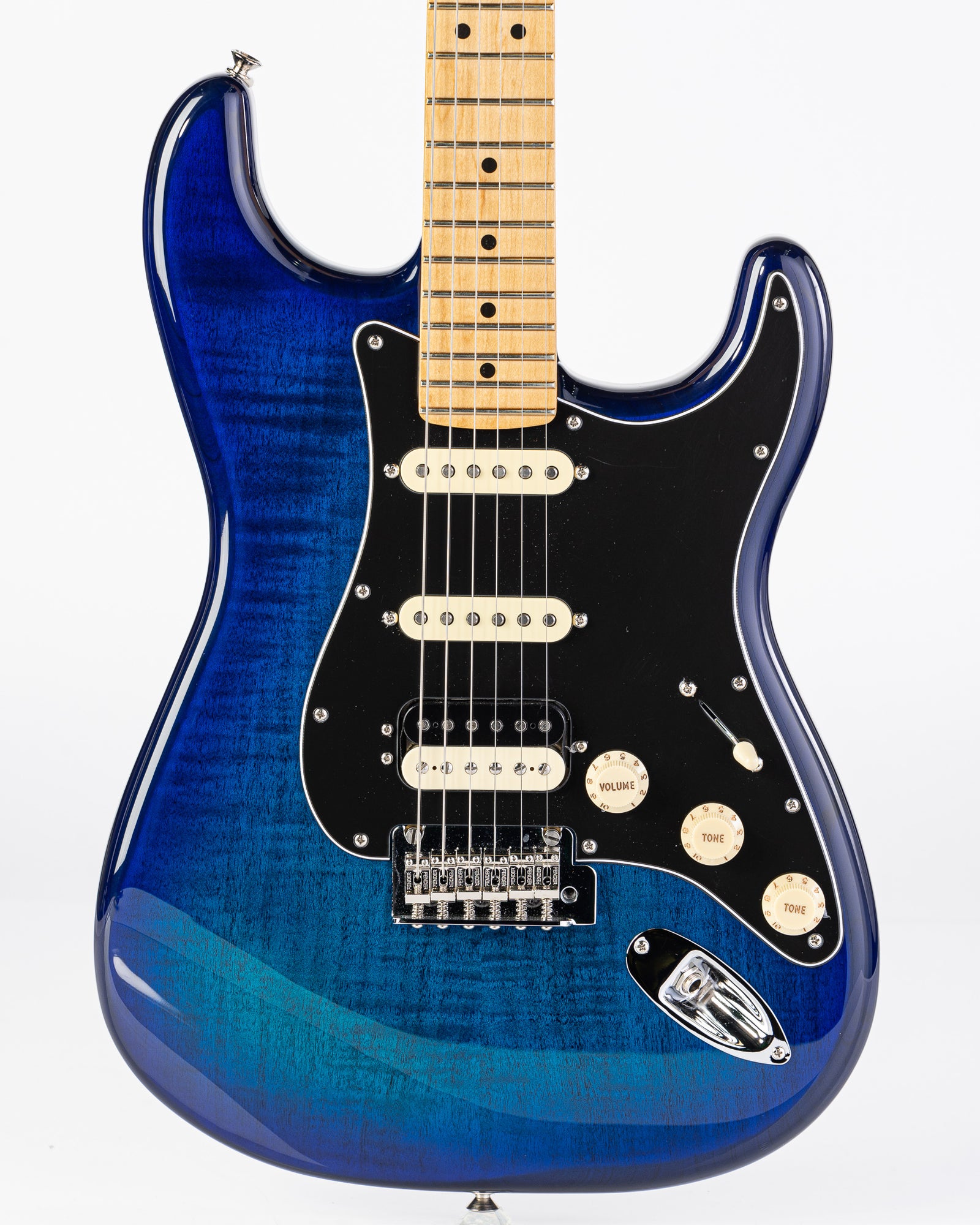 USED Fender Player Stratocaster HSS Plus Top Limited-Edition Electric Guitar - Blue Burst
