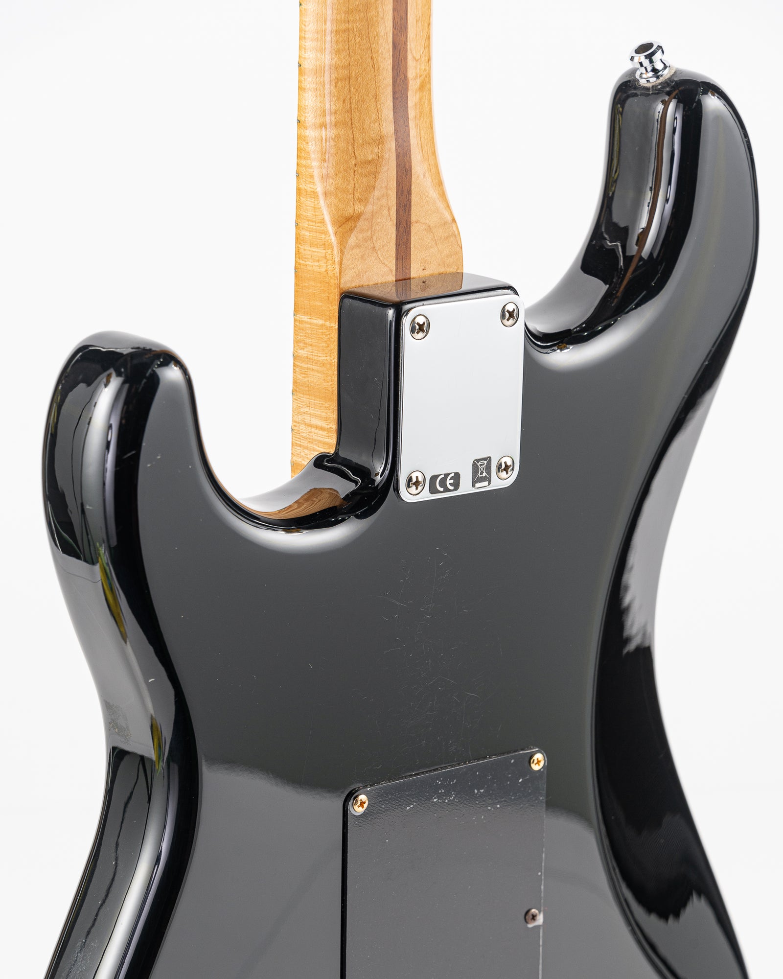 USED Fender Special Edition Standard Stratocaster HSS Electric Guitar - Black