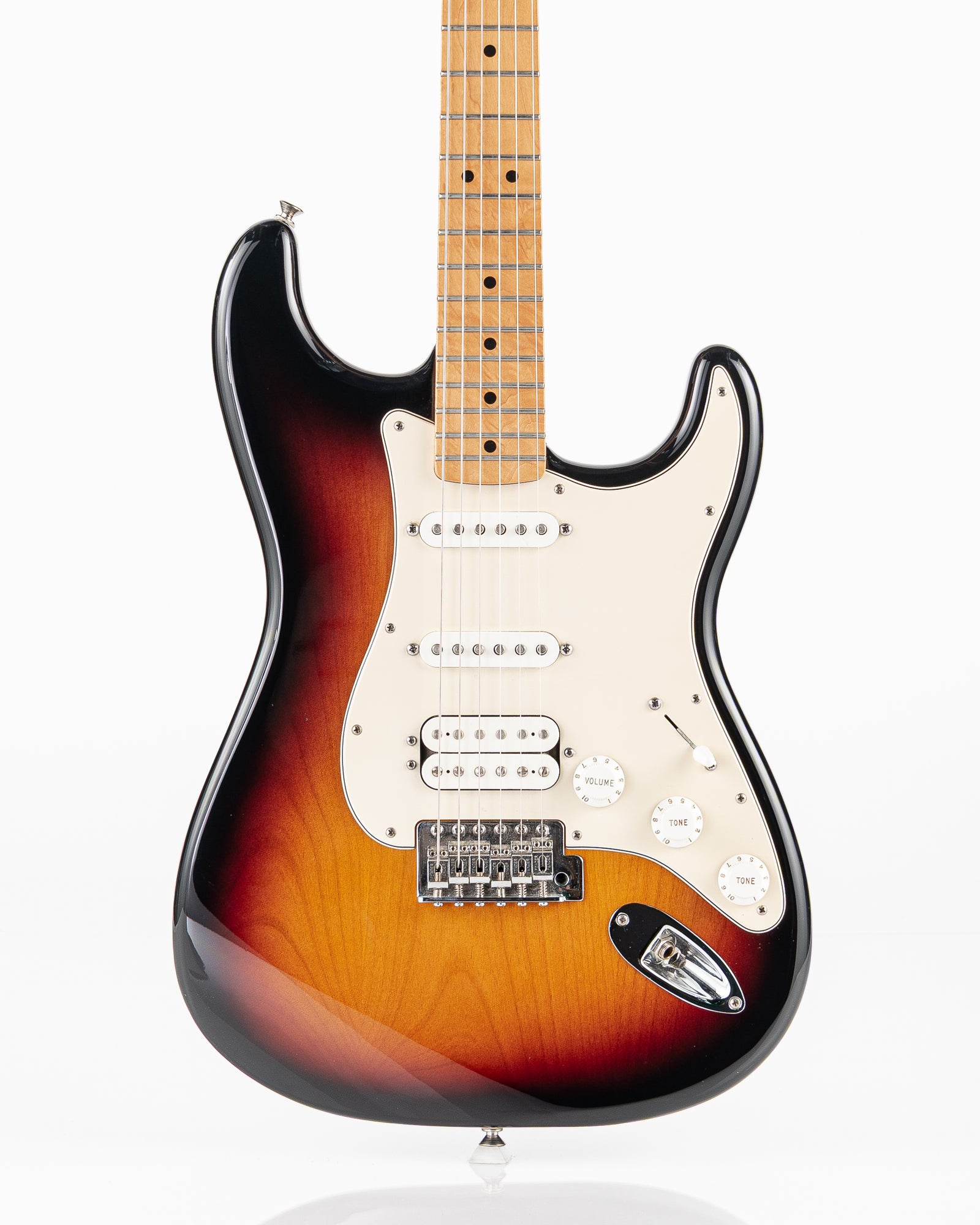USED Fender Standard HSS Stratocaster - Brown Sunburst