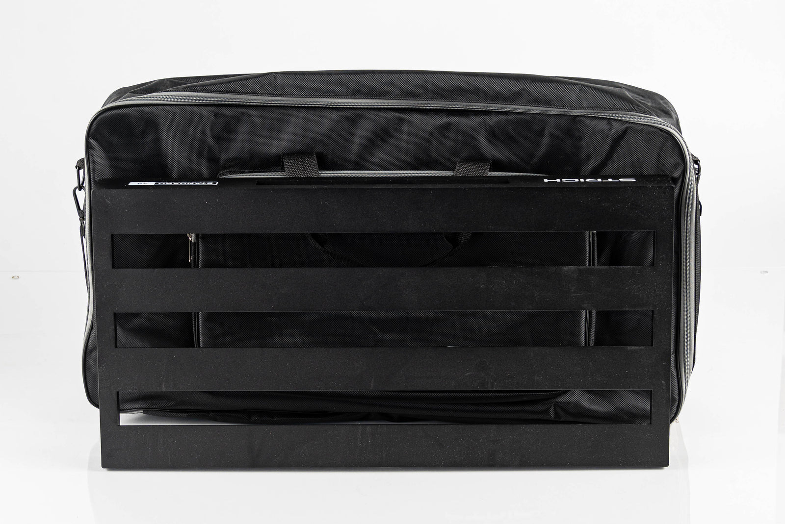 USED Strich Standard 25 Angled Aluminum Pedalboard with Carrying Bag