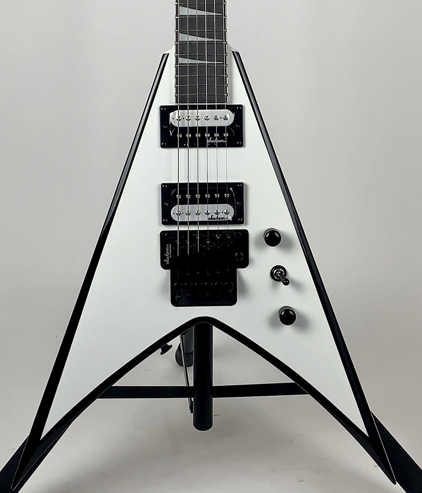 Jackson js32 king v ah gloss black deals