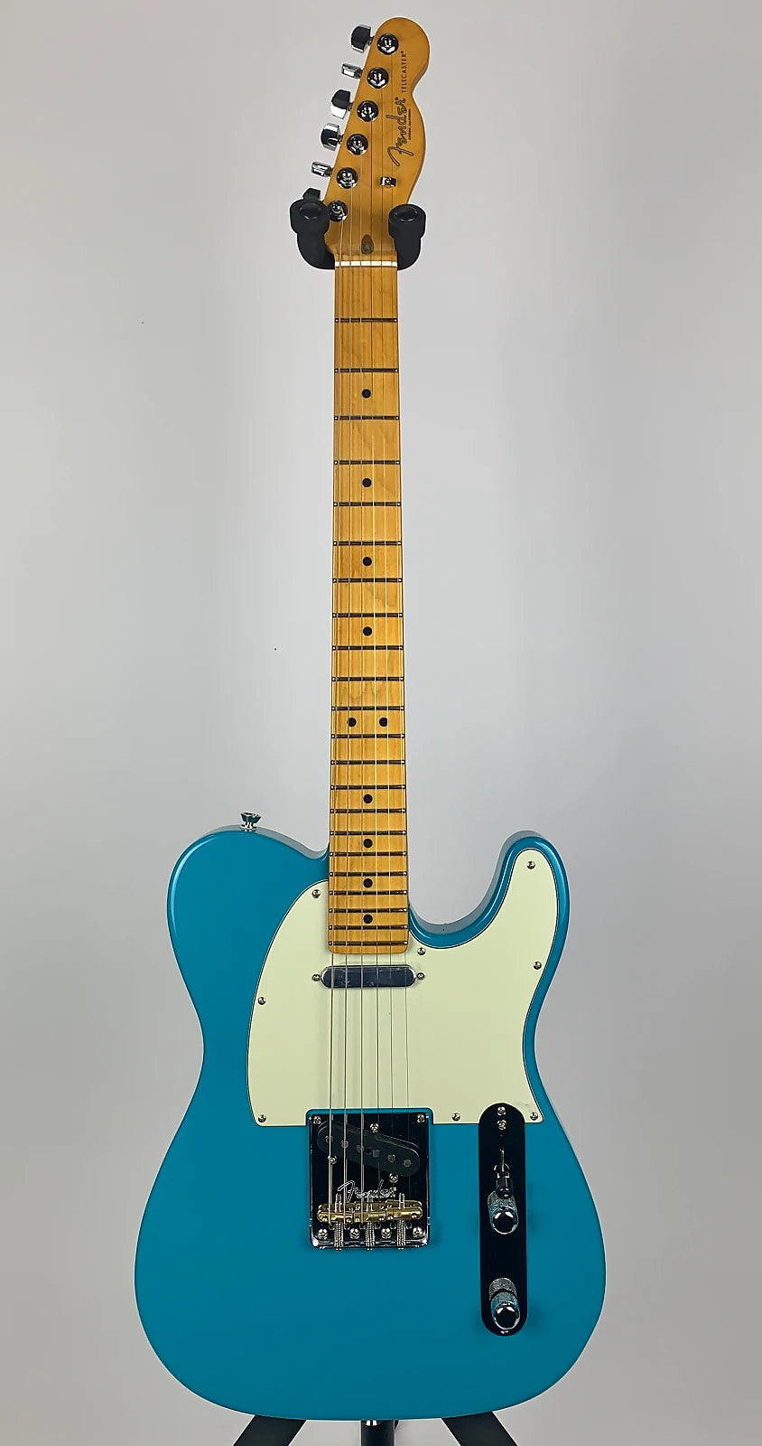 Surf online blue telecaster
