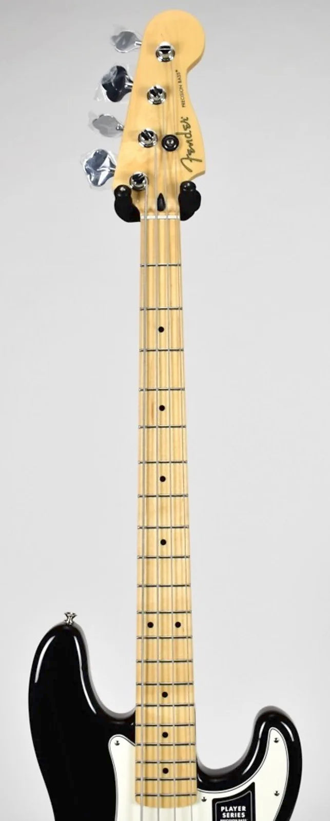 USED Fender Player Precision Bass Maple Fingerboard - Black