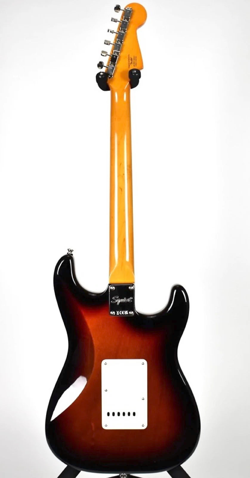 USED Squier Classic Vibe 60s Stratocaster Left-Handed with Laurel Fingerboard - 3-Color Sunburst