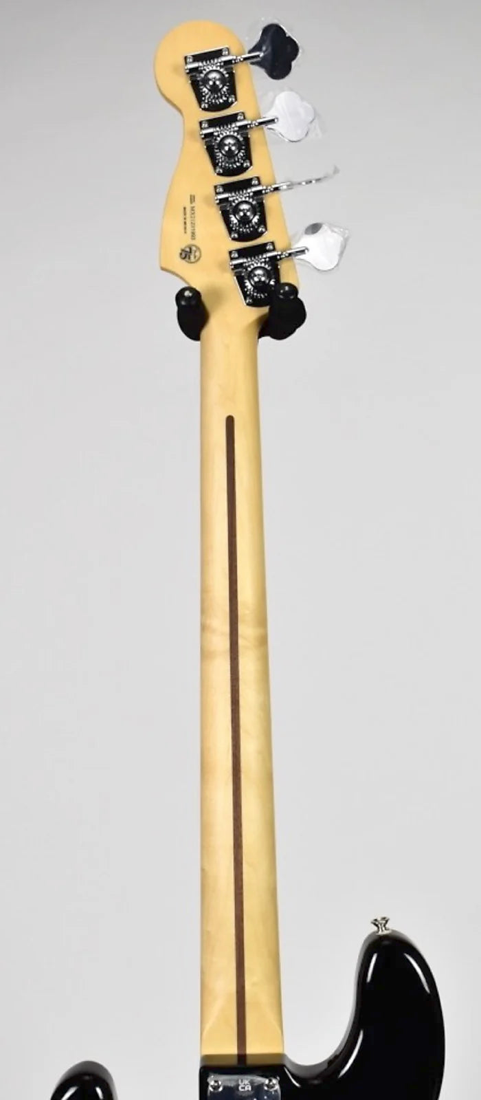 USED Fender Player Precision Bass Maple Fingerboard - Black