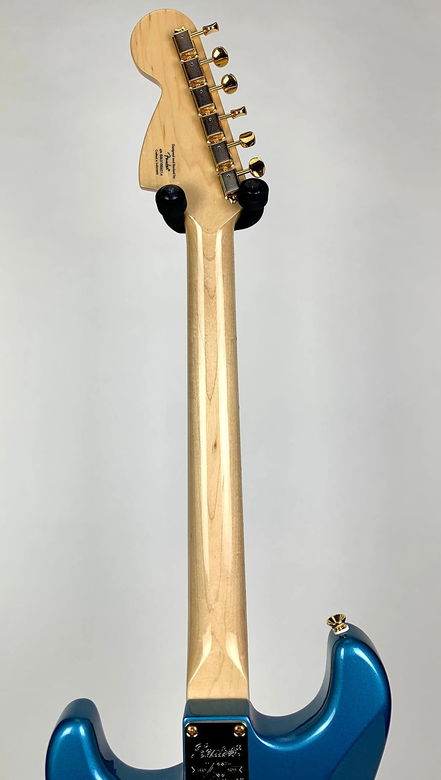 Squier 40th Anniversary Stratocaster Gold Edition with Laurel Fingerboard - Lake Placid Blue