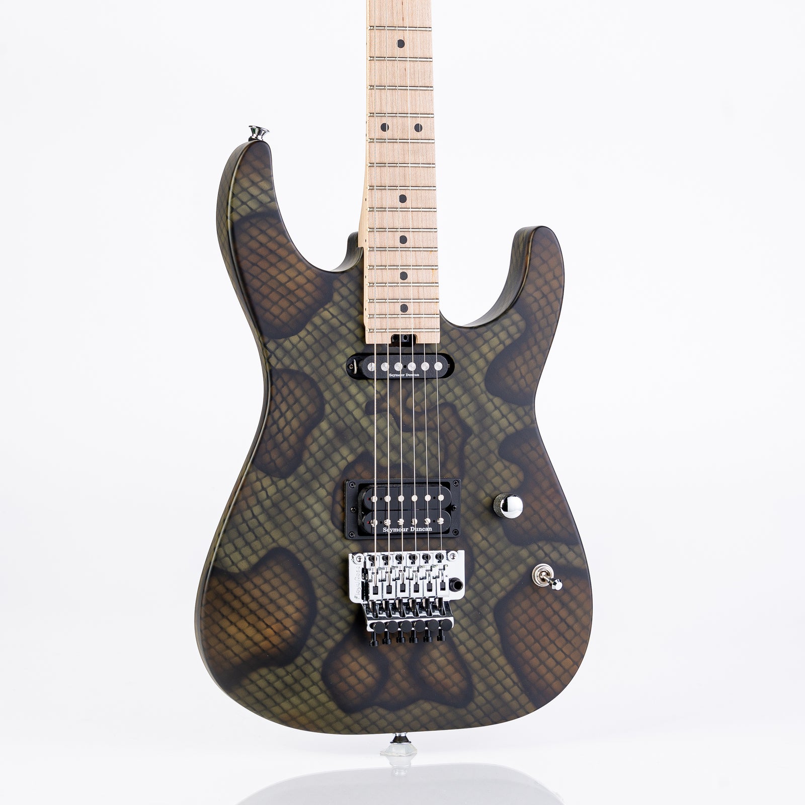 Charvel Pro- Mod Warren Demartini Snakeskin