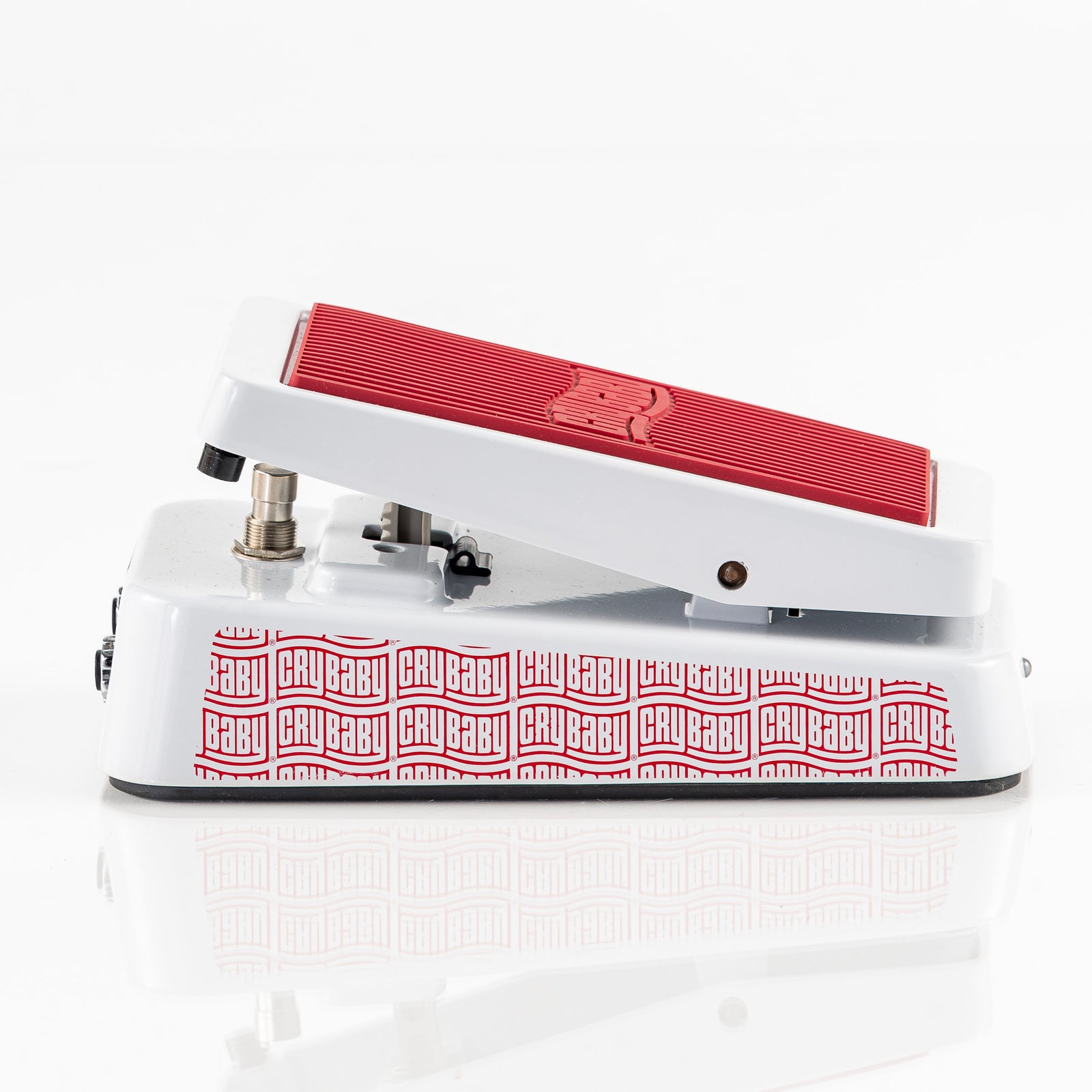 USED Dunlop CBJ95SW Cry Baby Junior Wah Guitar Pedal - Special Edition White