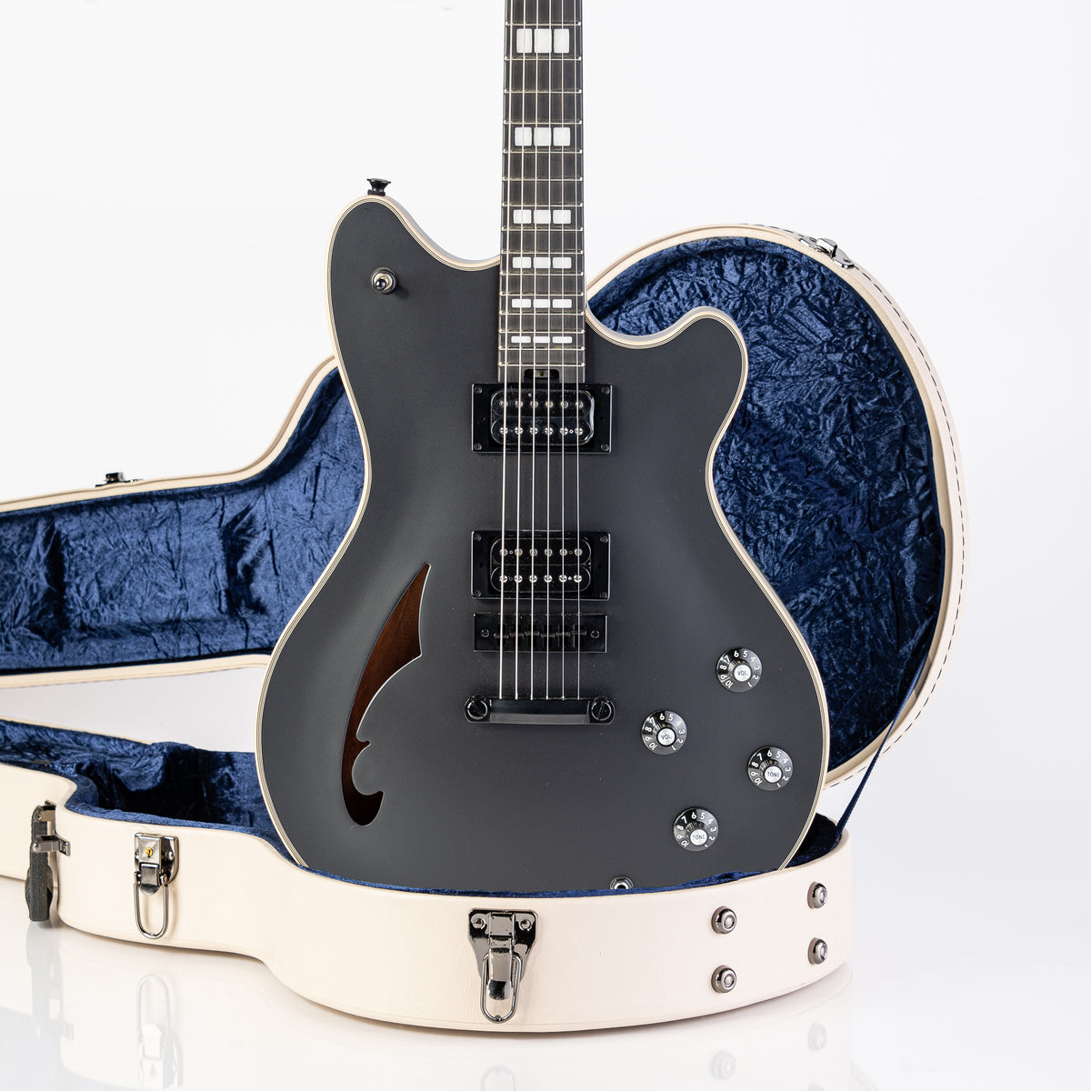 EVH SA-126 Special Electric Guitar- Stealth Black