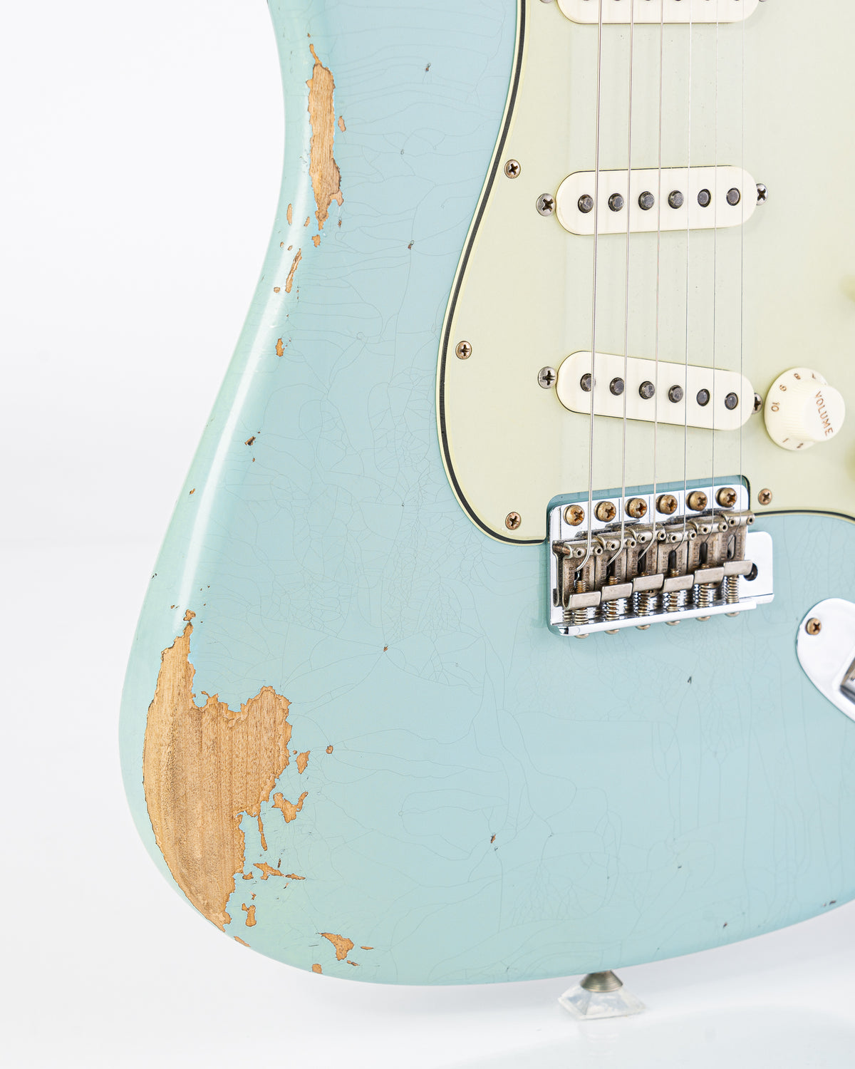 Fender Custom Shop 1963 Stratocaster Electric Guitar - Heavy Relic Faded Aged Sonic Blue