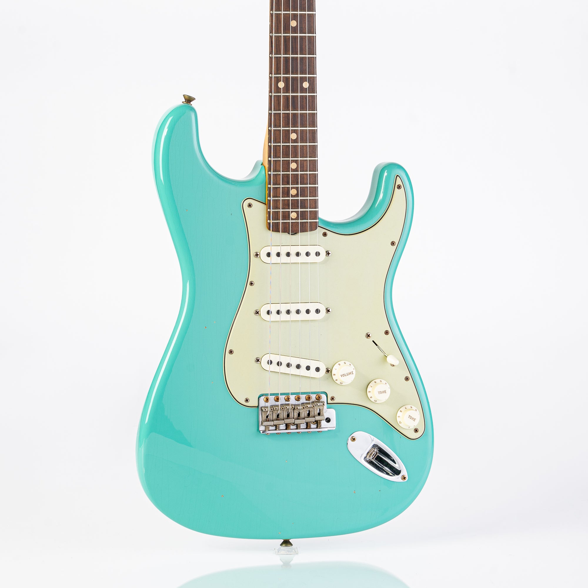 Fender Custom Shop Limited Edition '62/'63 Stratocaster Electric Guitar - Journeyman Relic, Aged Surf Green