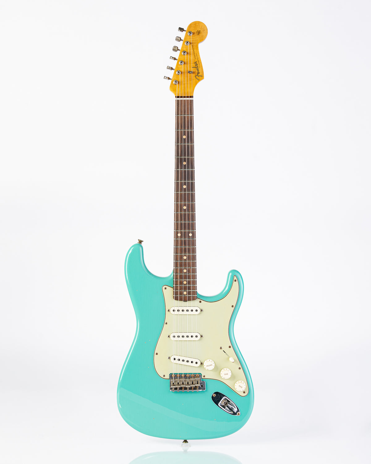 Fender Custom Shop Limited Edition '62/'63 Stratocaster Electric Guitar - Journeyman Relic, Aged Surf Green