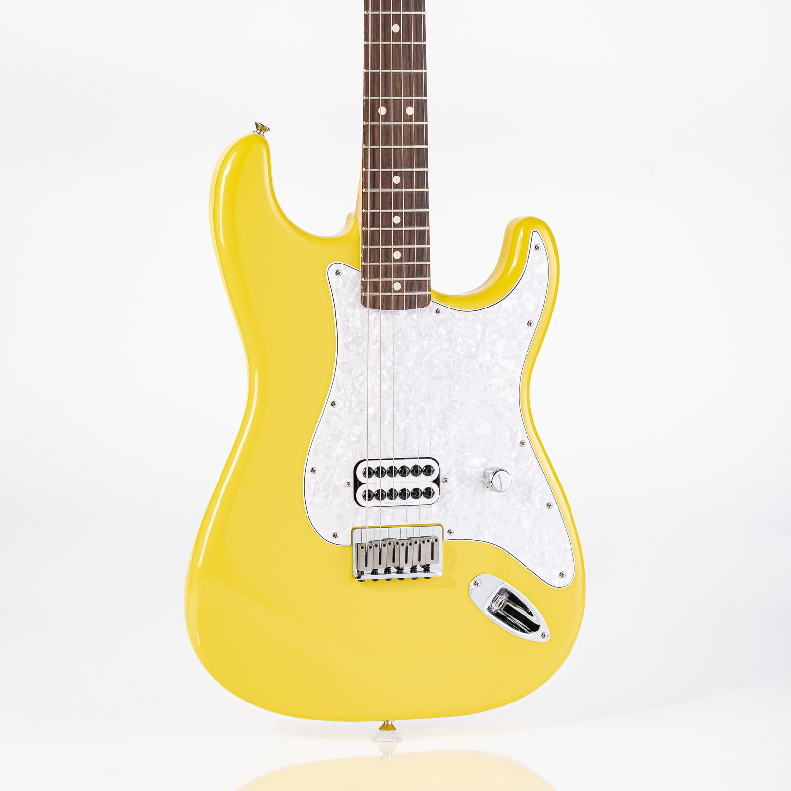 USED Fender Tom Delonge Signature Stratocaster Electric Guitar - Graffiti Yellow