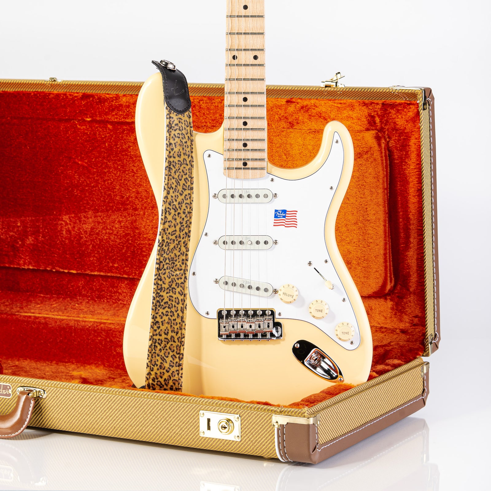 USED Fender Yngwie Malmsteen Signature Stratocaster Scalloped Maple Neck Electric Guitar- Vintage White