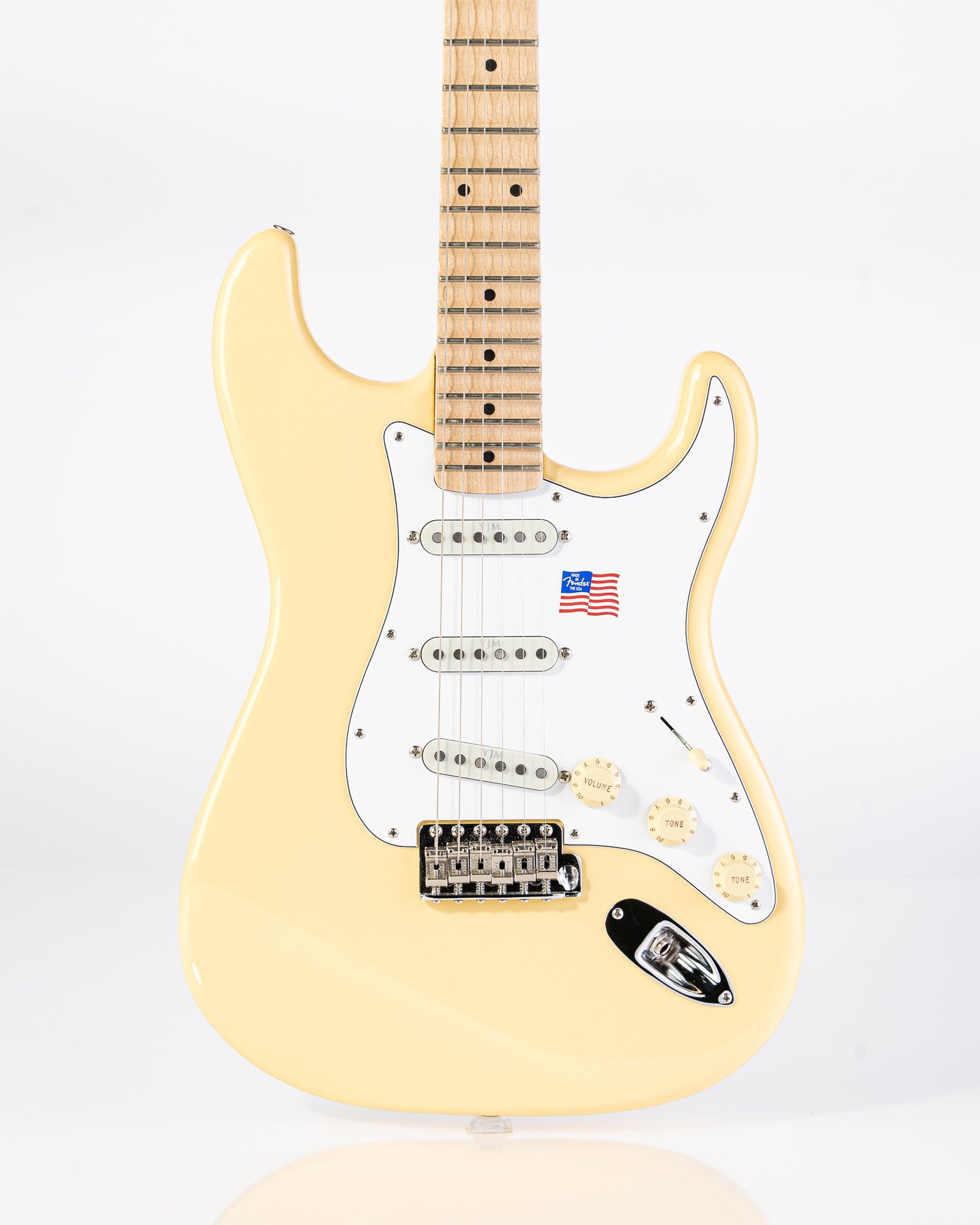 USED Fender Yngwie Malmsteen Signature Stratocaster Scalloped Maple Neck Electric Guitar- Vintage White