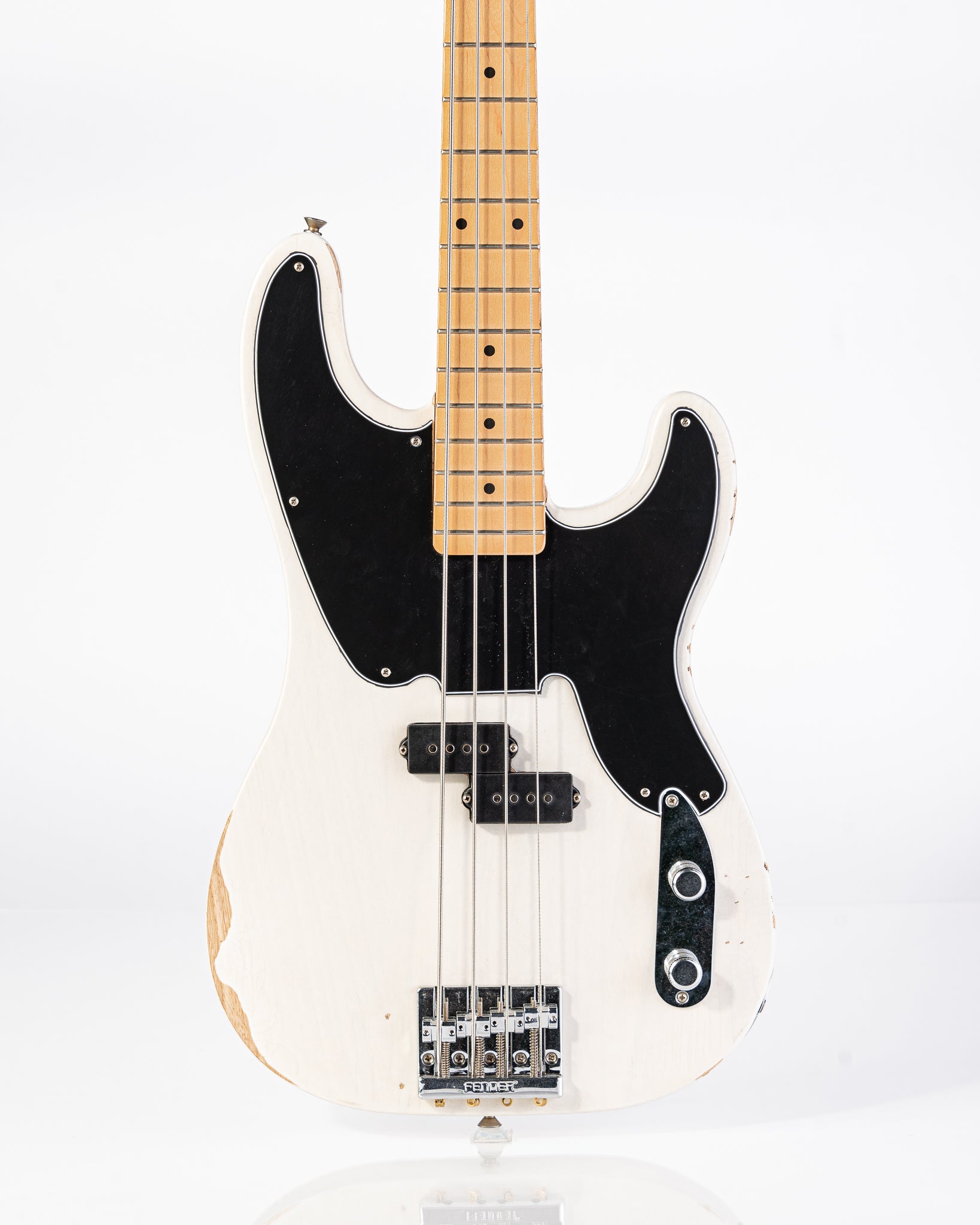 USED Fender Mike Dirnt Signature Road Worn Precision Bass- White Blonde