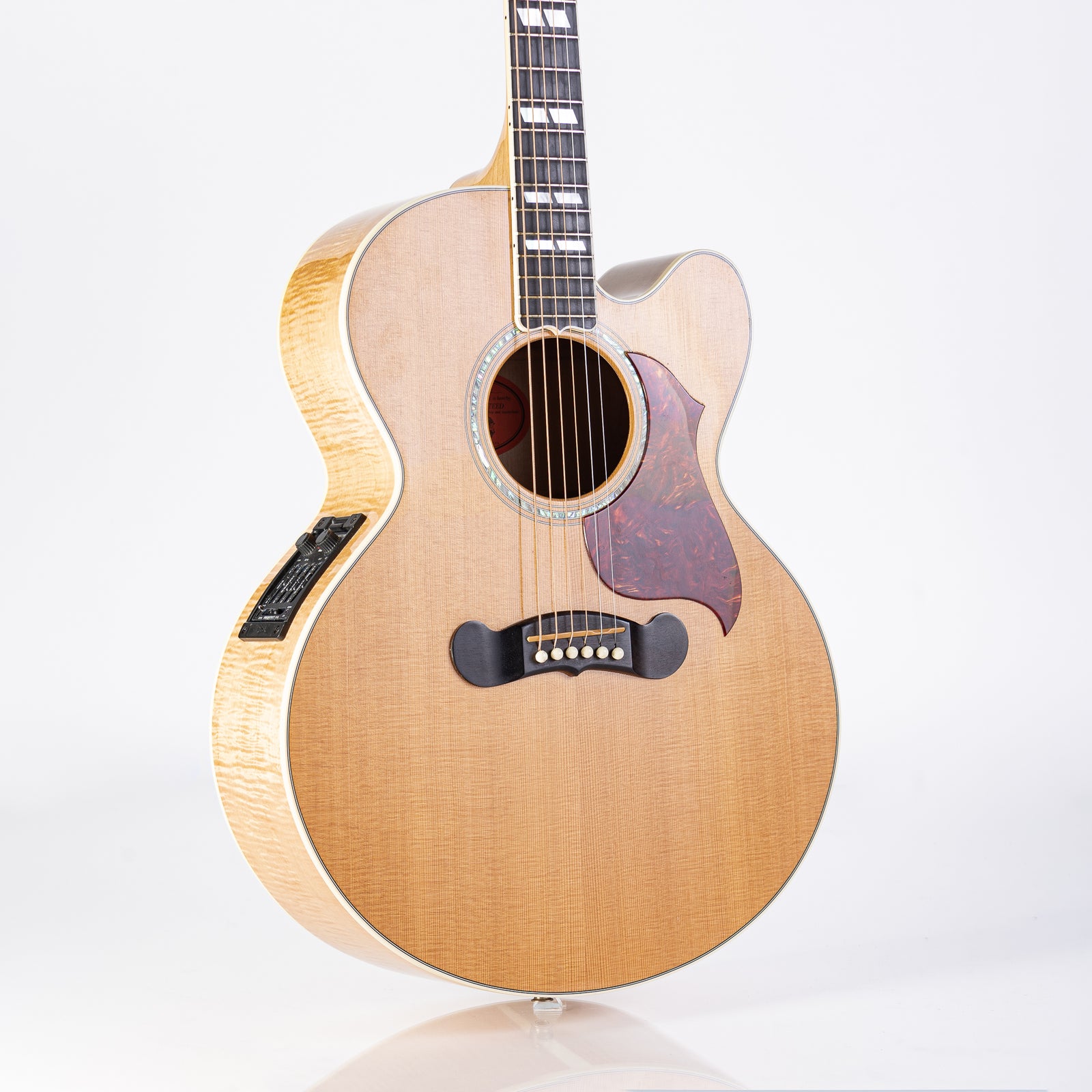 Used Gibson J185 EC Natural with case