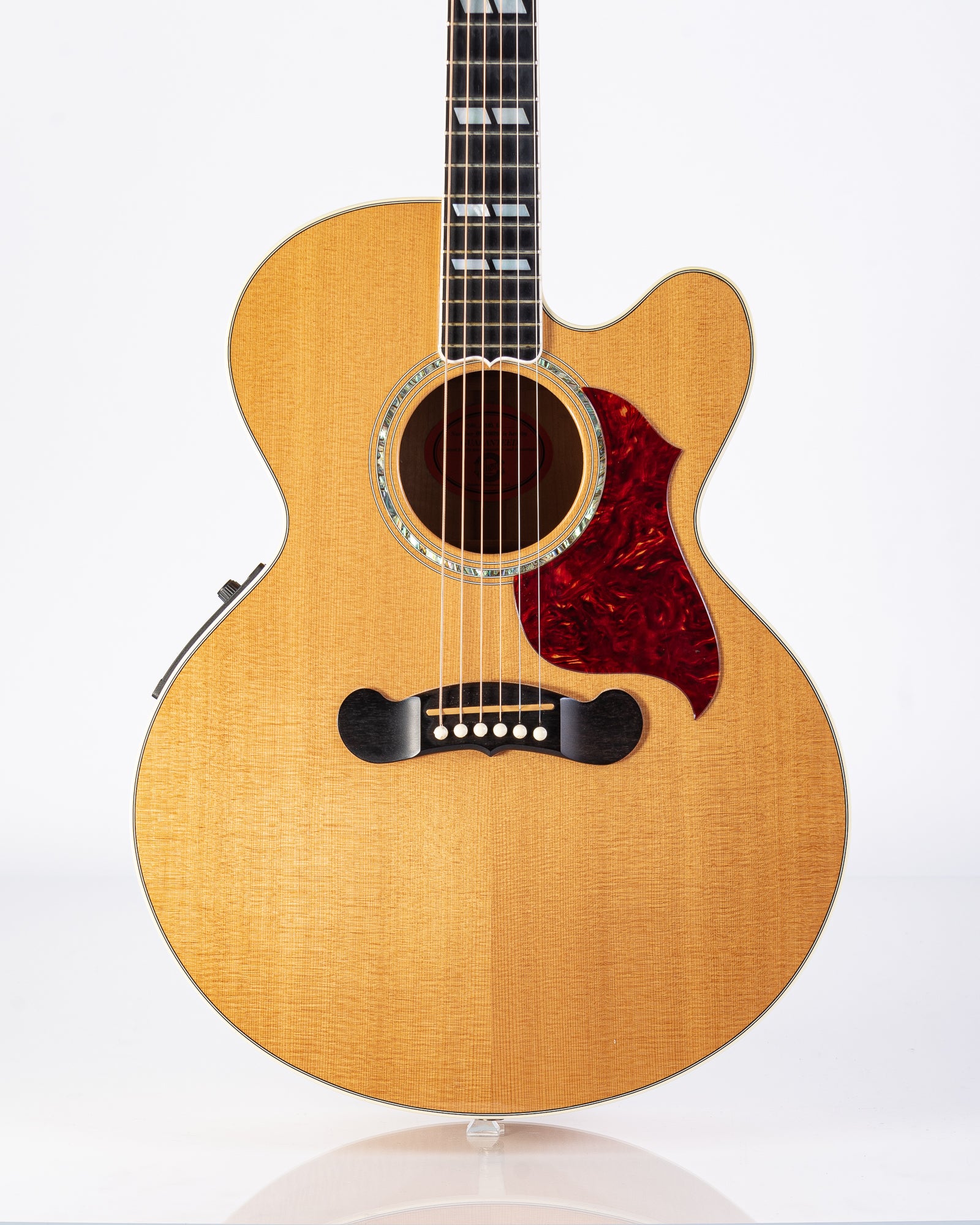 Used Gibson J185 EC Natural with case