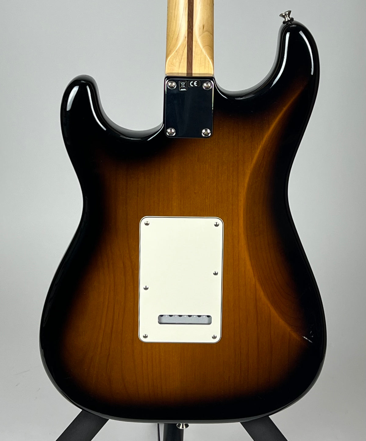 USED 2017 Fender American Special Stratocaster 2-Color Sunburst Maple Neck