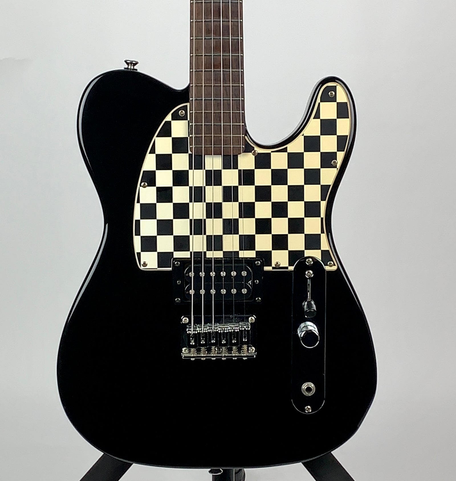 USED Squier Avril Lavigne Telecaster - Black