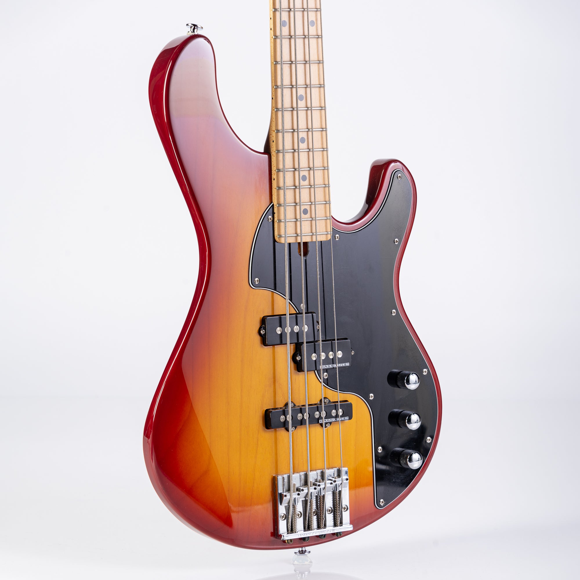 USED Ibanez RKB-900 4-String Sunburst Bass W/HSC