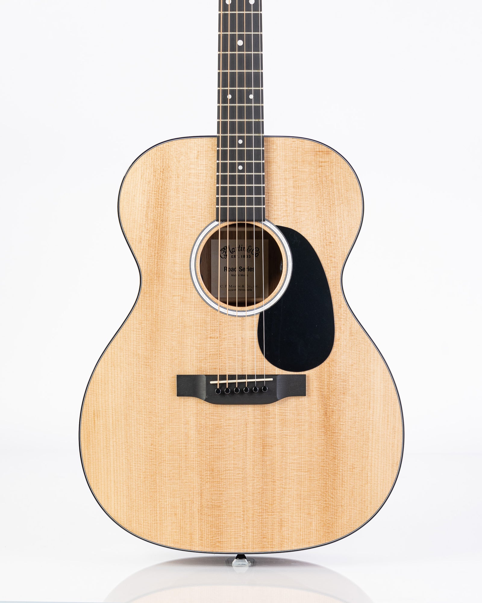 B-STOCK Martin 000-12E Road Series Acoustic Electric Guitar