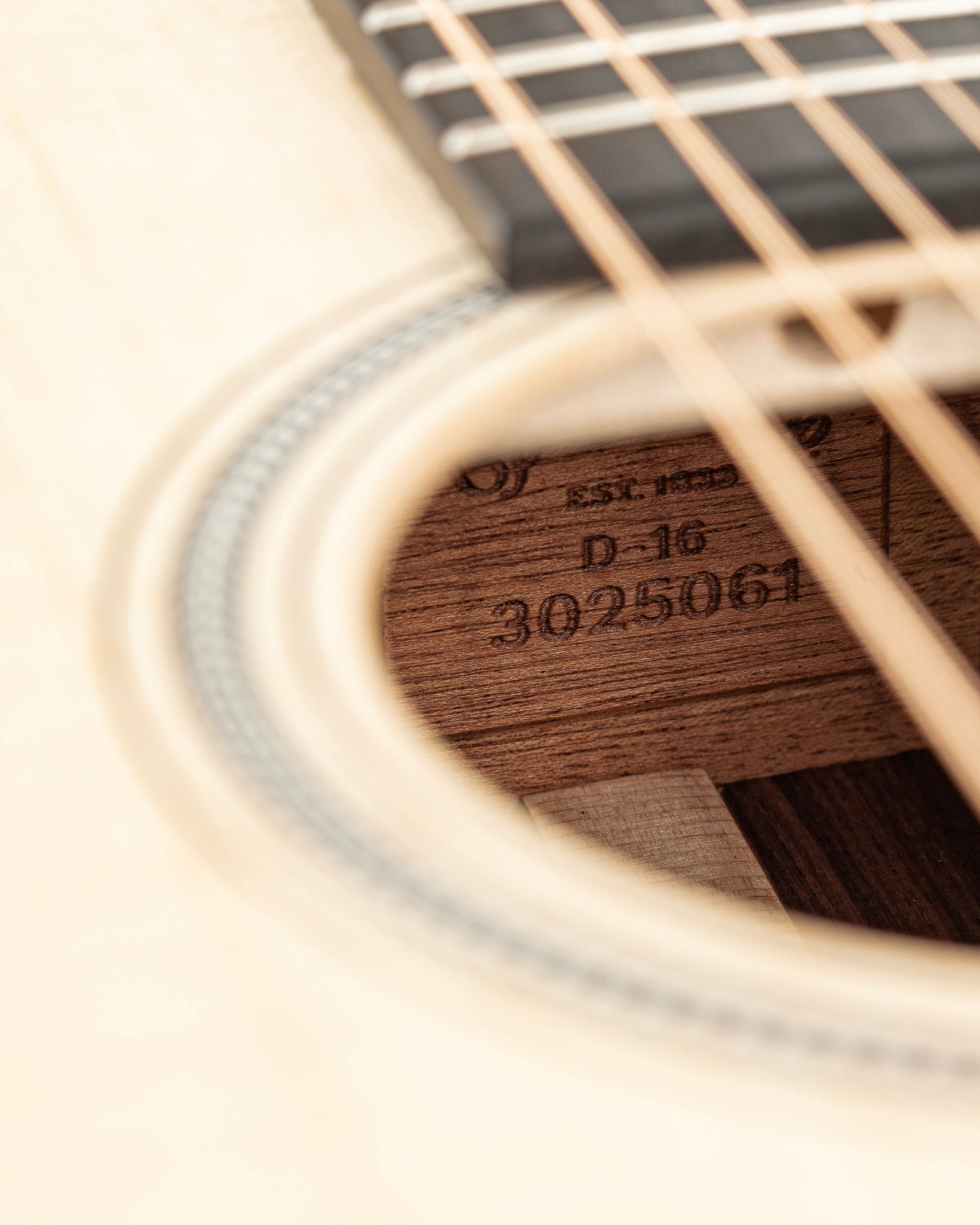 Martin D-16E Rosewood 16 Series Dreadnought Acoustic Electric Guitar - Natural