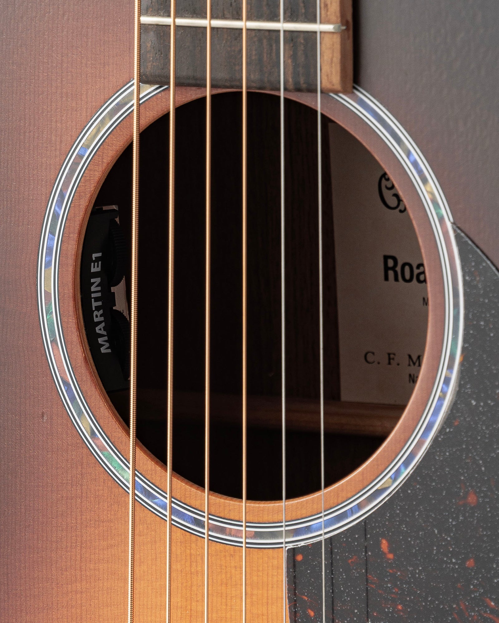 Martin OMC-10E Modern Road Series Cutaway Acoustic Electric Guitar - 1935 Sunburst