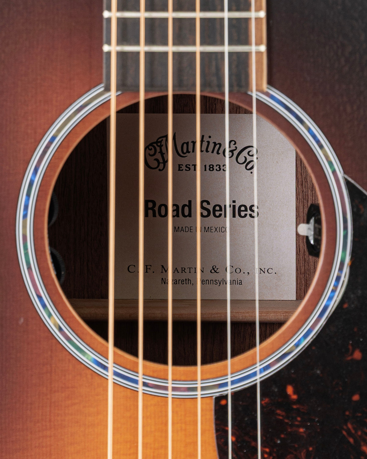 Martin OMC-10E Modern Road Series Cutaway Acoustic Electric Guitar - 1935 Sunburst