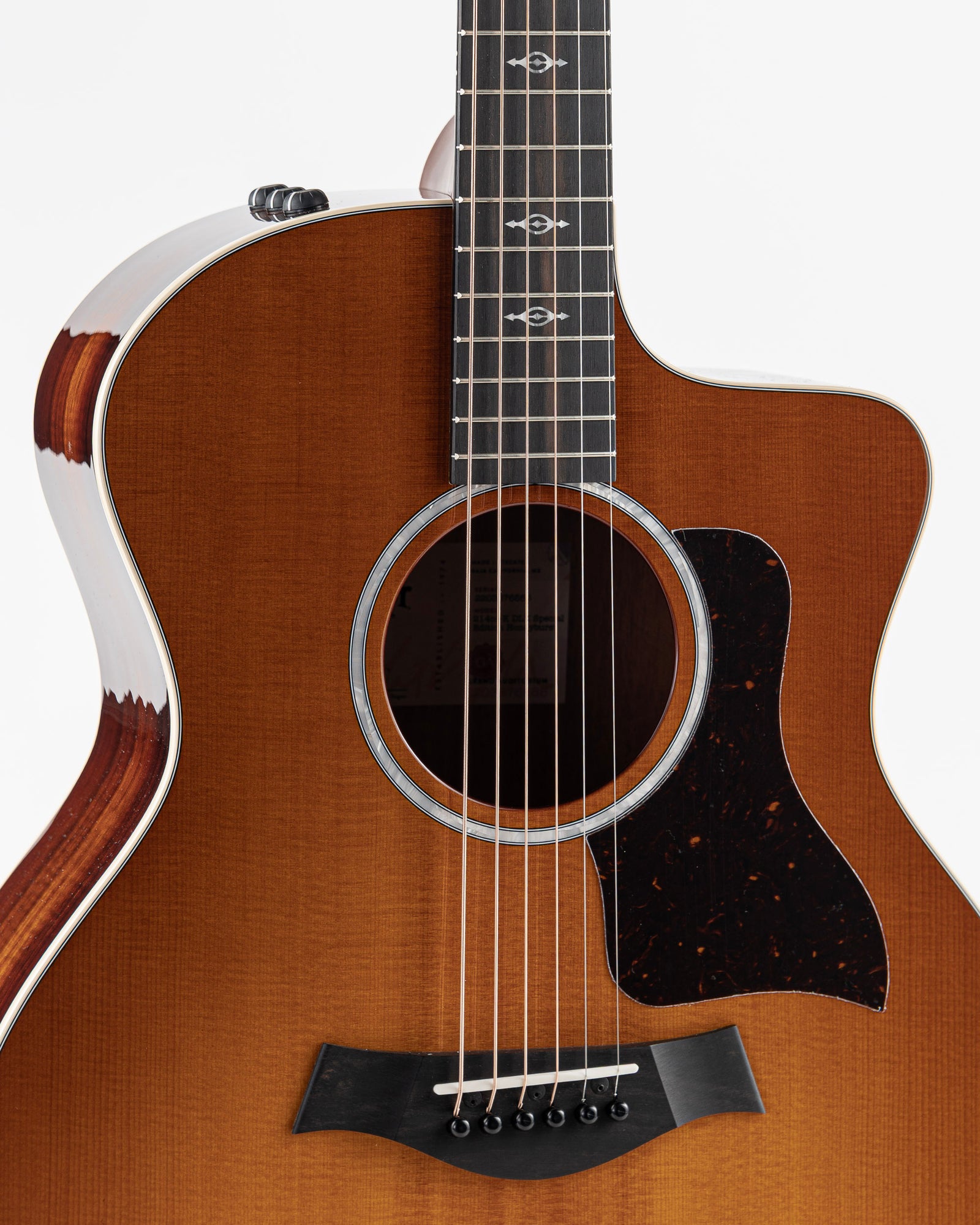 Taylor 214ce-K DLX Special Edition Grand Auditorium Acoustic Electric Guitar - Honeyburst